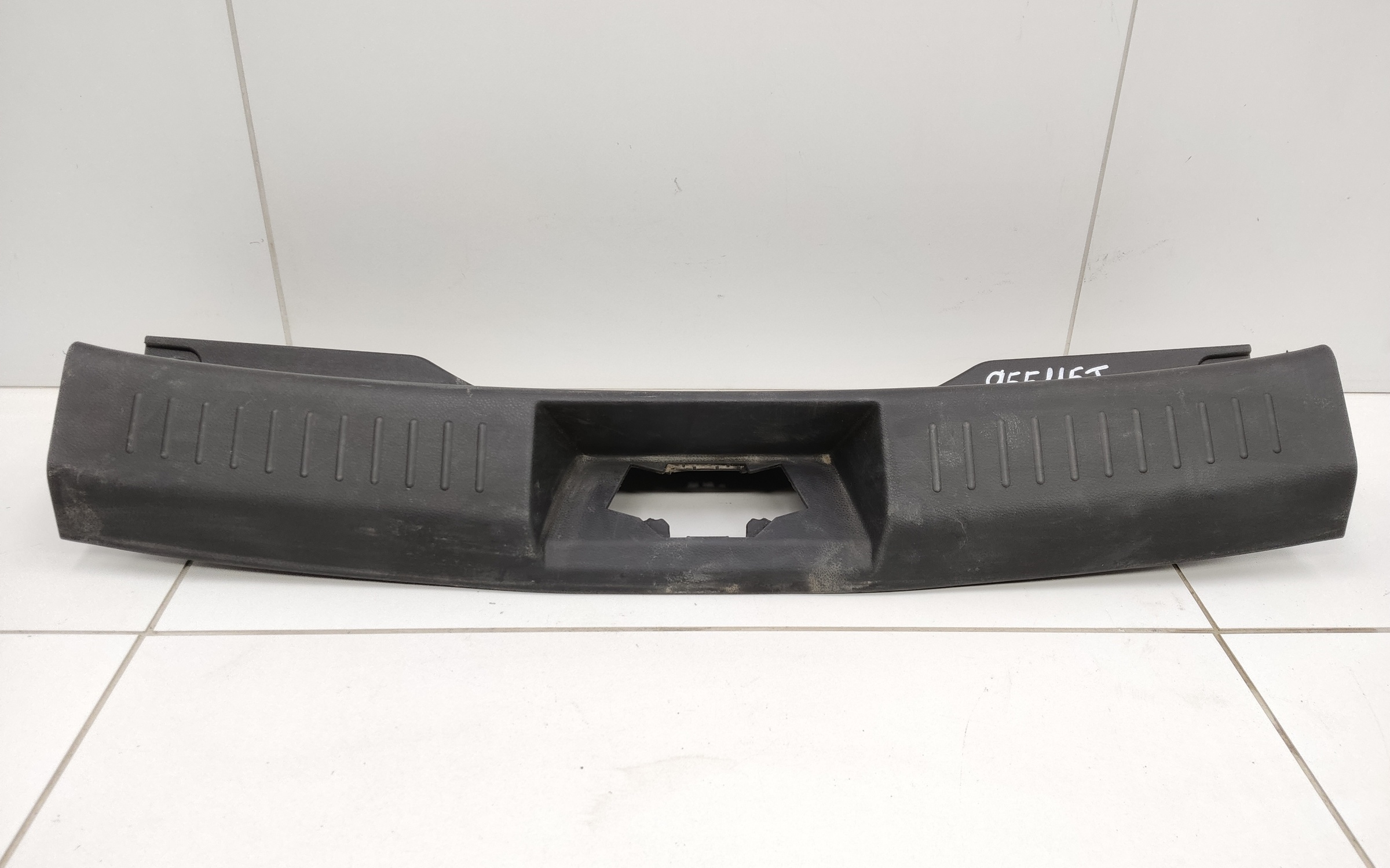 Обшивка задней панели Chery Tiggo 4