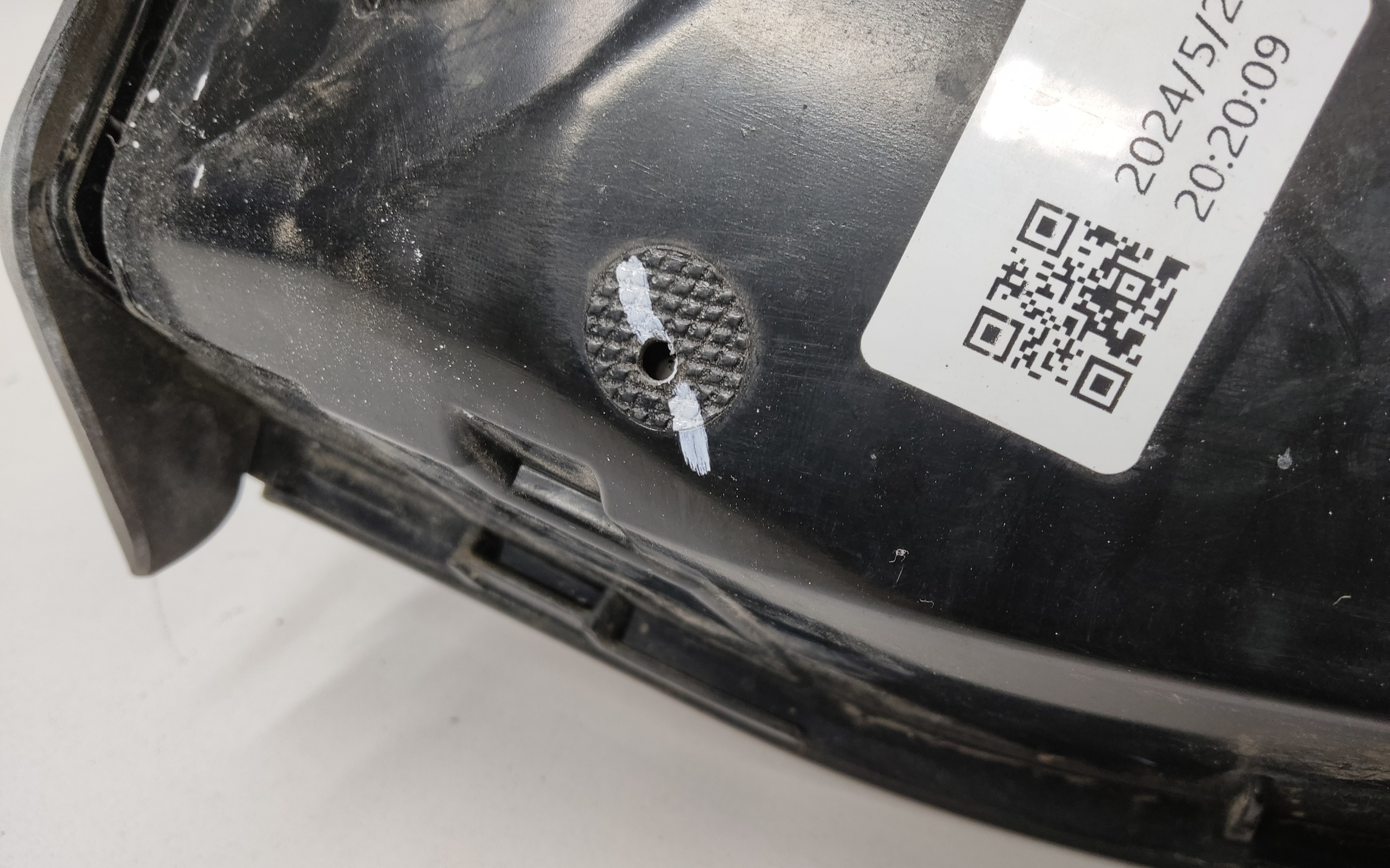 Фонарь крышки багажника центральный Chery Tiggo 8 Pro LED