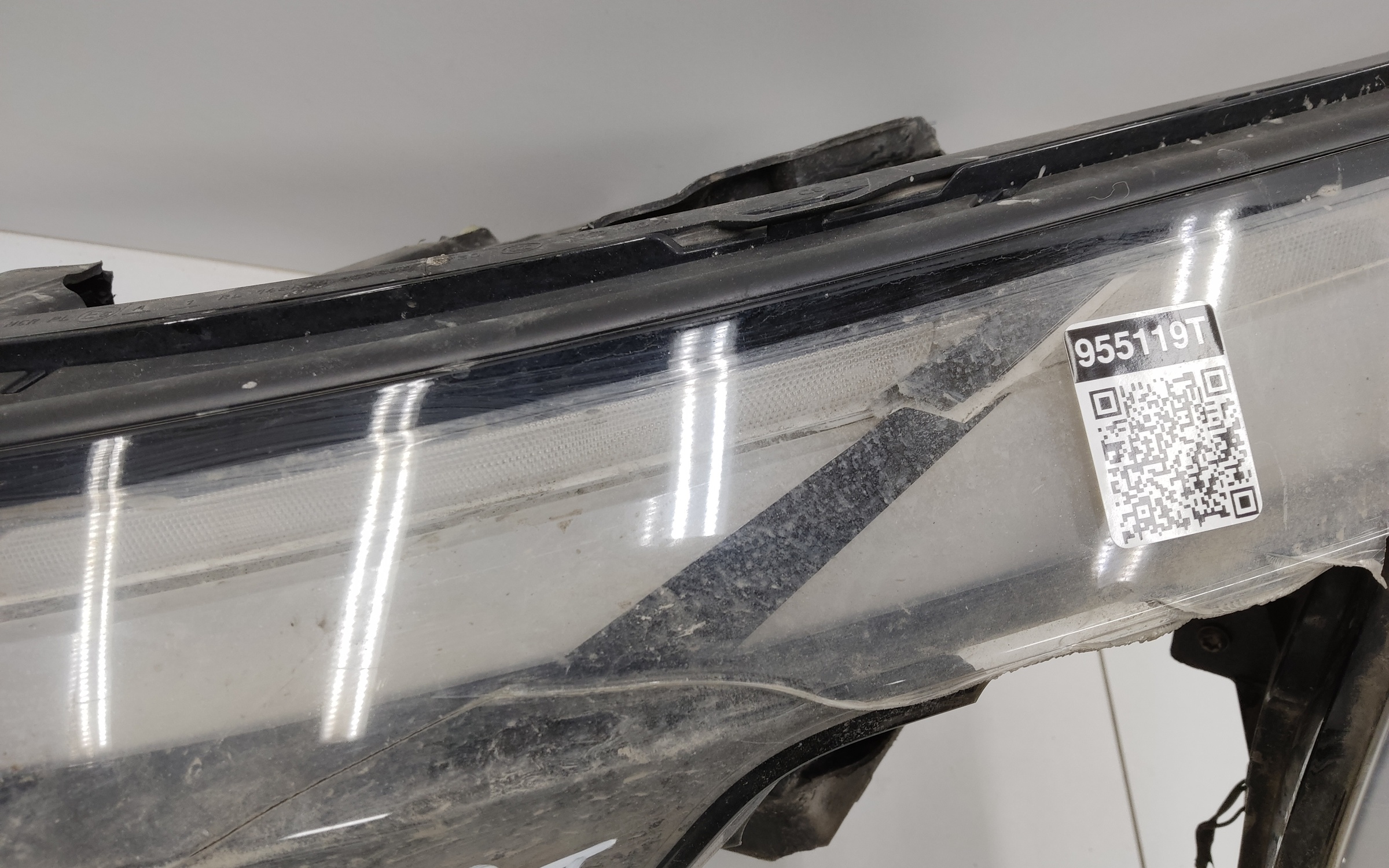 Фара передняя левая Geely Atlas 2 LED