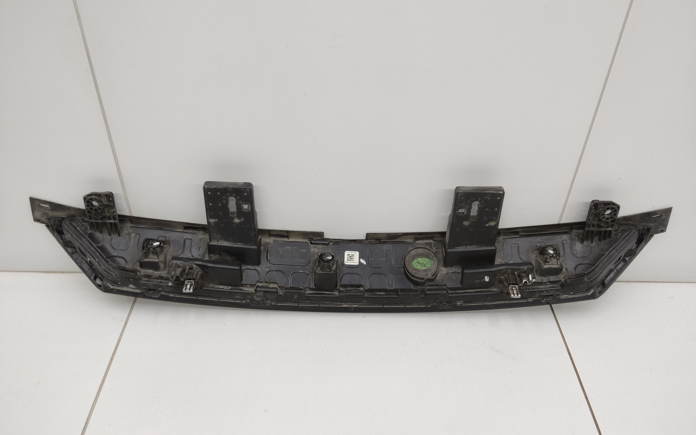 Фара ДХО центральная Geely Atlas 2