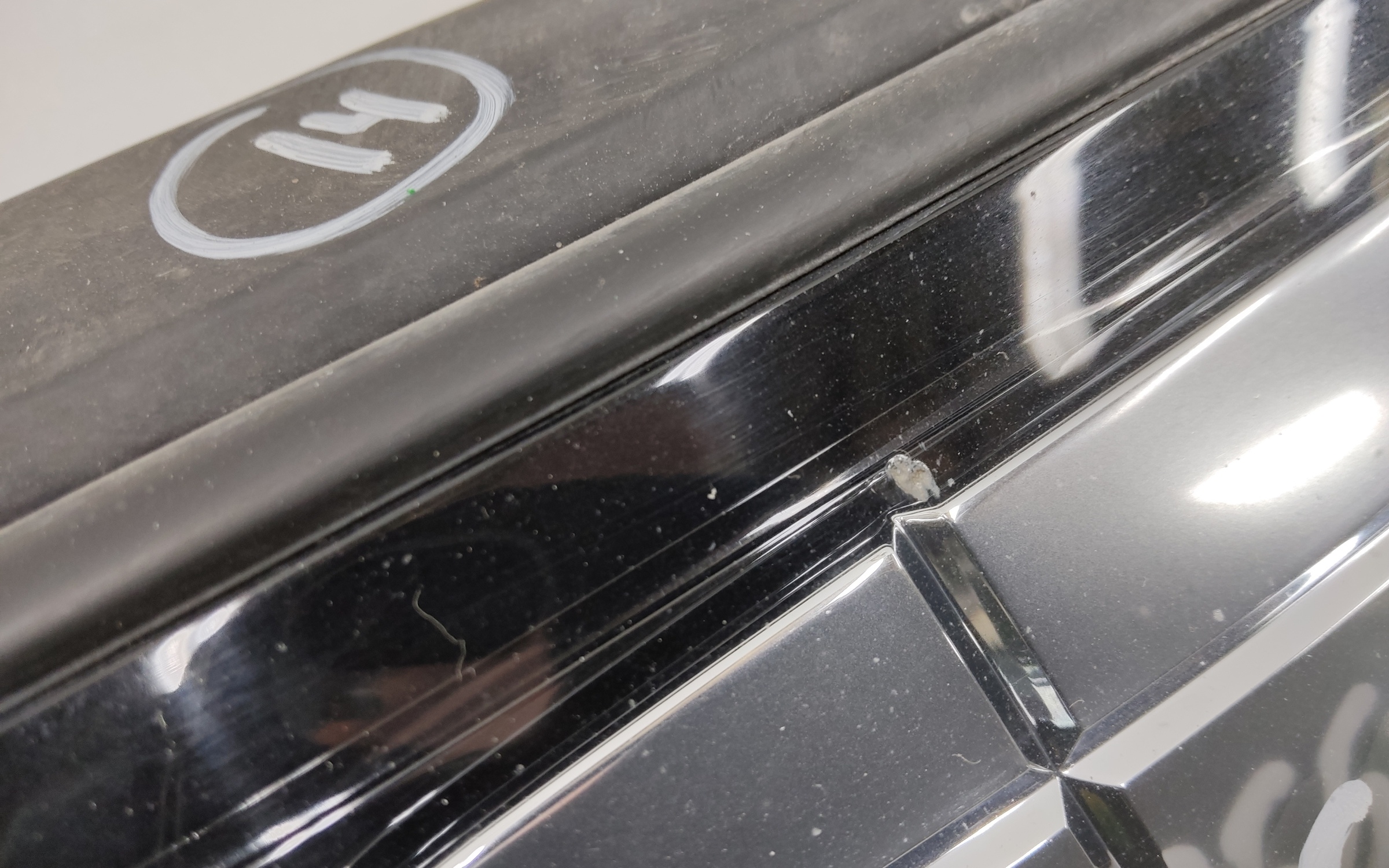 Фара ДХО центральная Geely Atlas 2