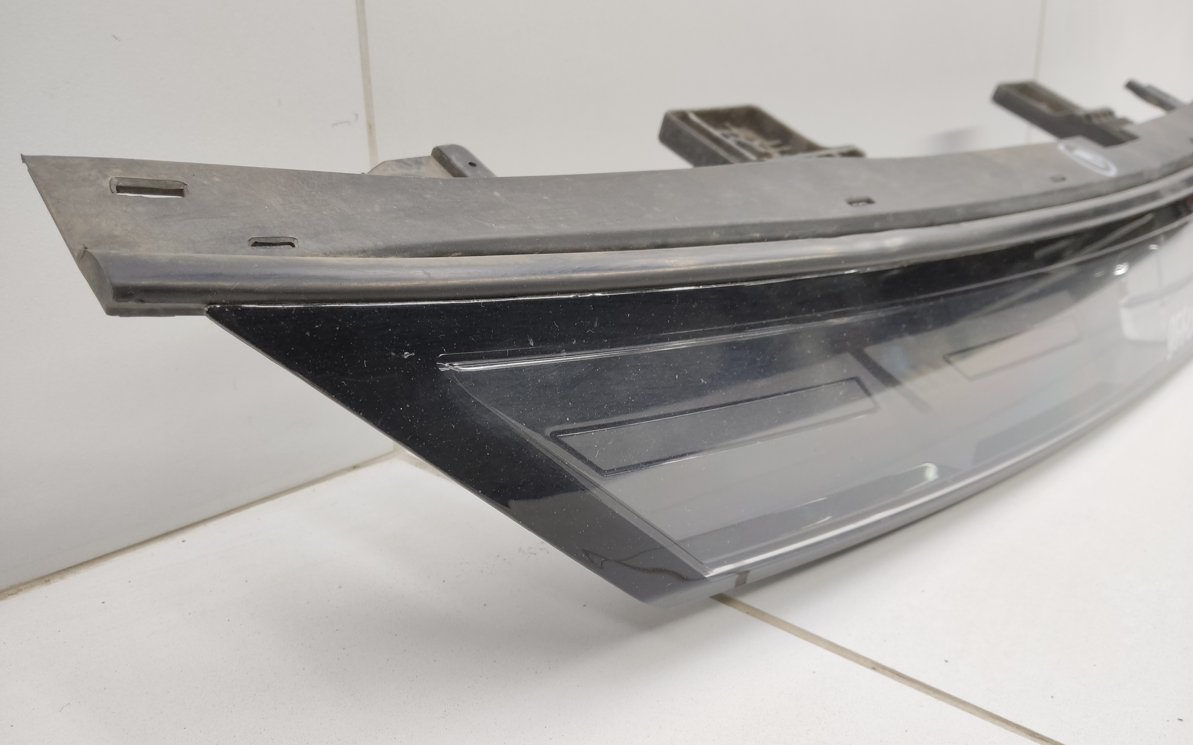 Фара ДХО центральная Geely Atlas 2