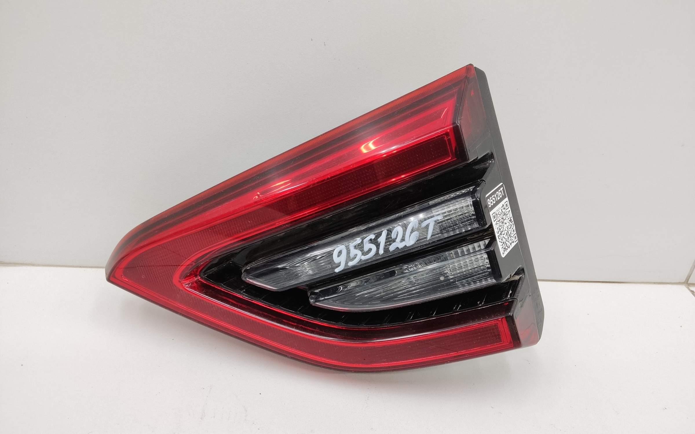 Фонарь задний правый внутренний Chery Tiggo 4 Pro