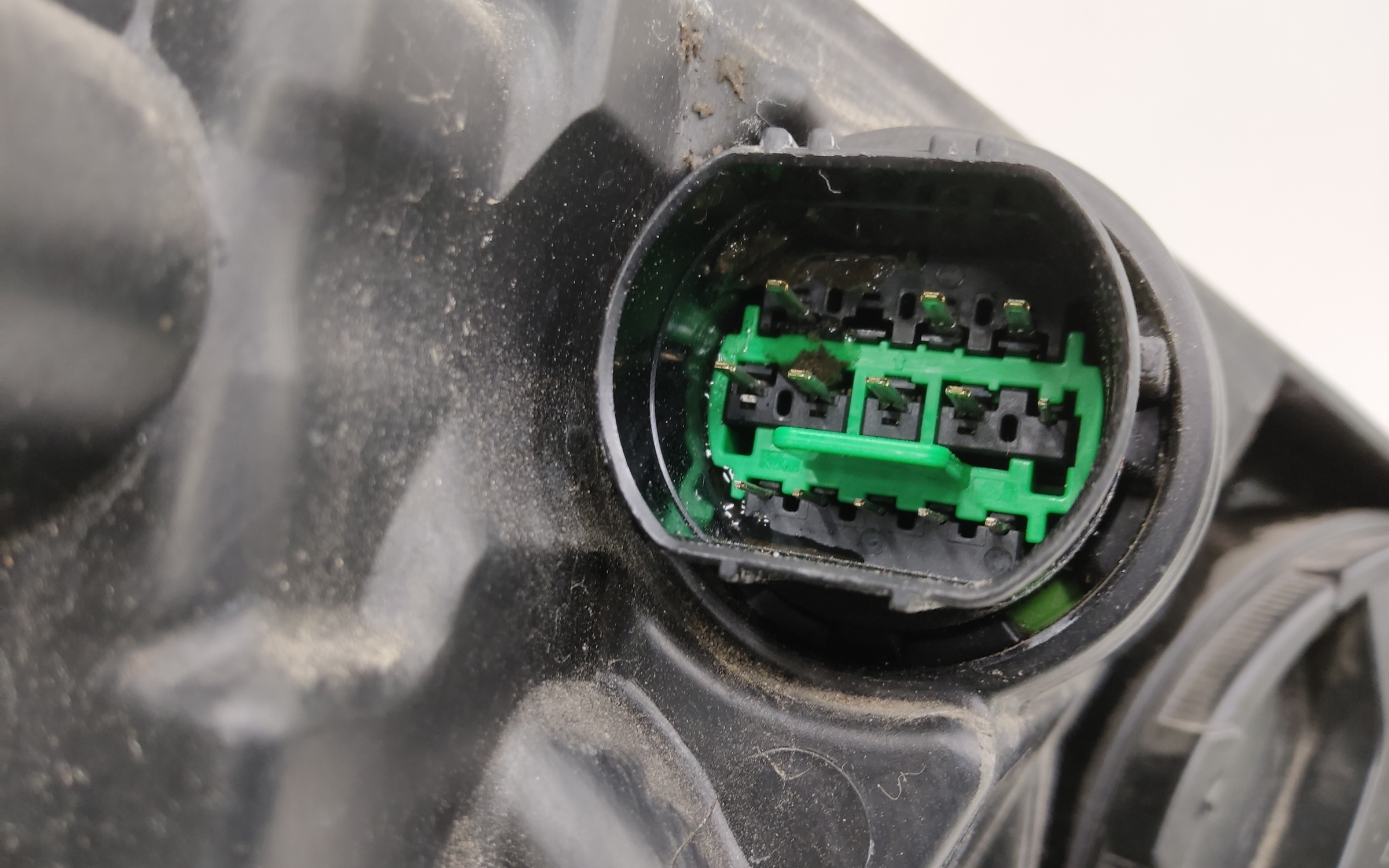 Фара передняя левая Hyundai Creta 1 галоген линза ДХО черная