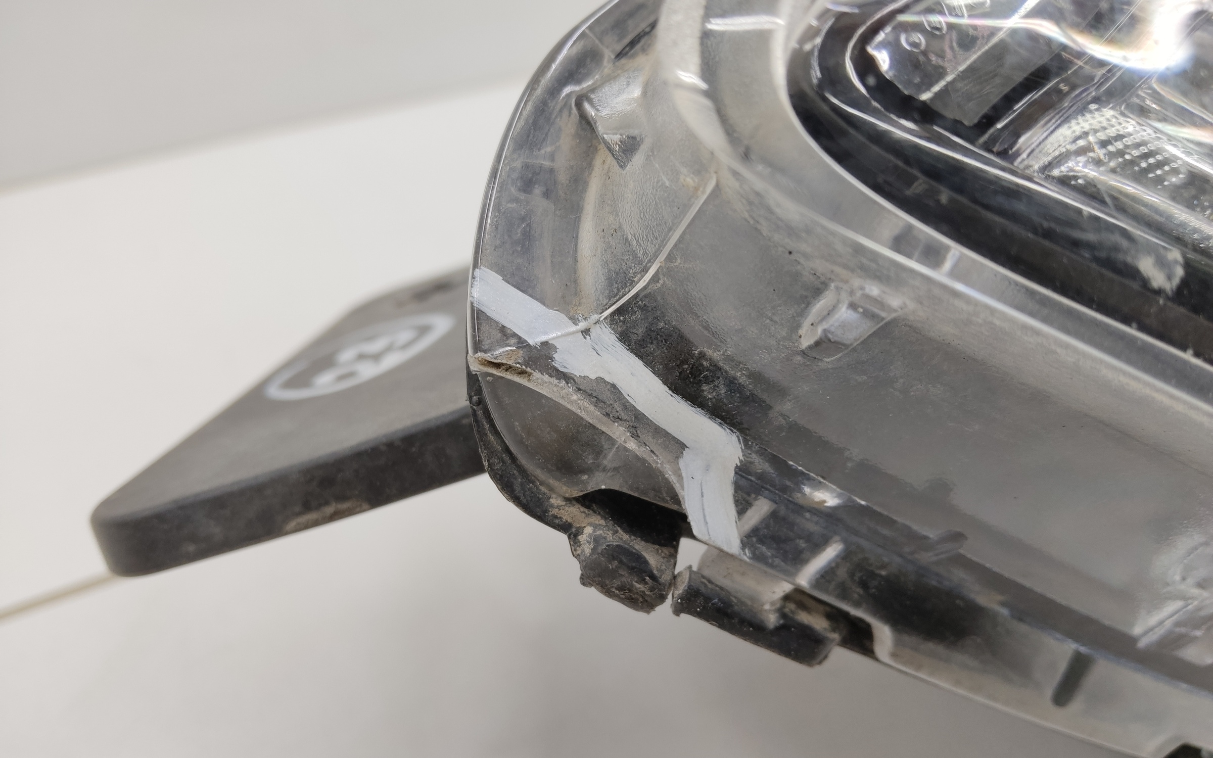 Фара передняя левая Hyundai Creta 1 галоген линза ДХО черная