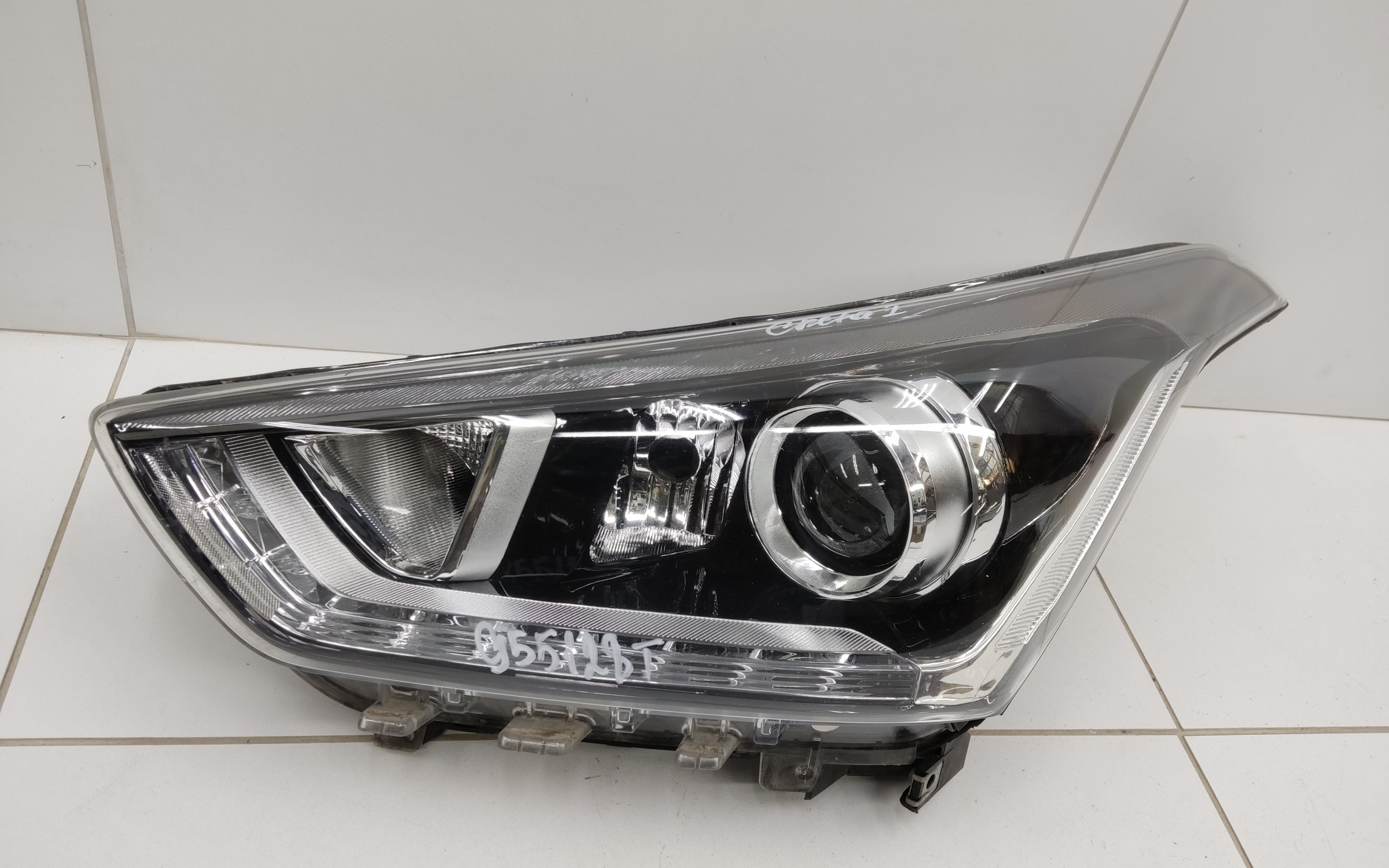 Фара передняя левая Hyundai Creta 1 галоген линза ДХО черная