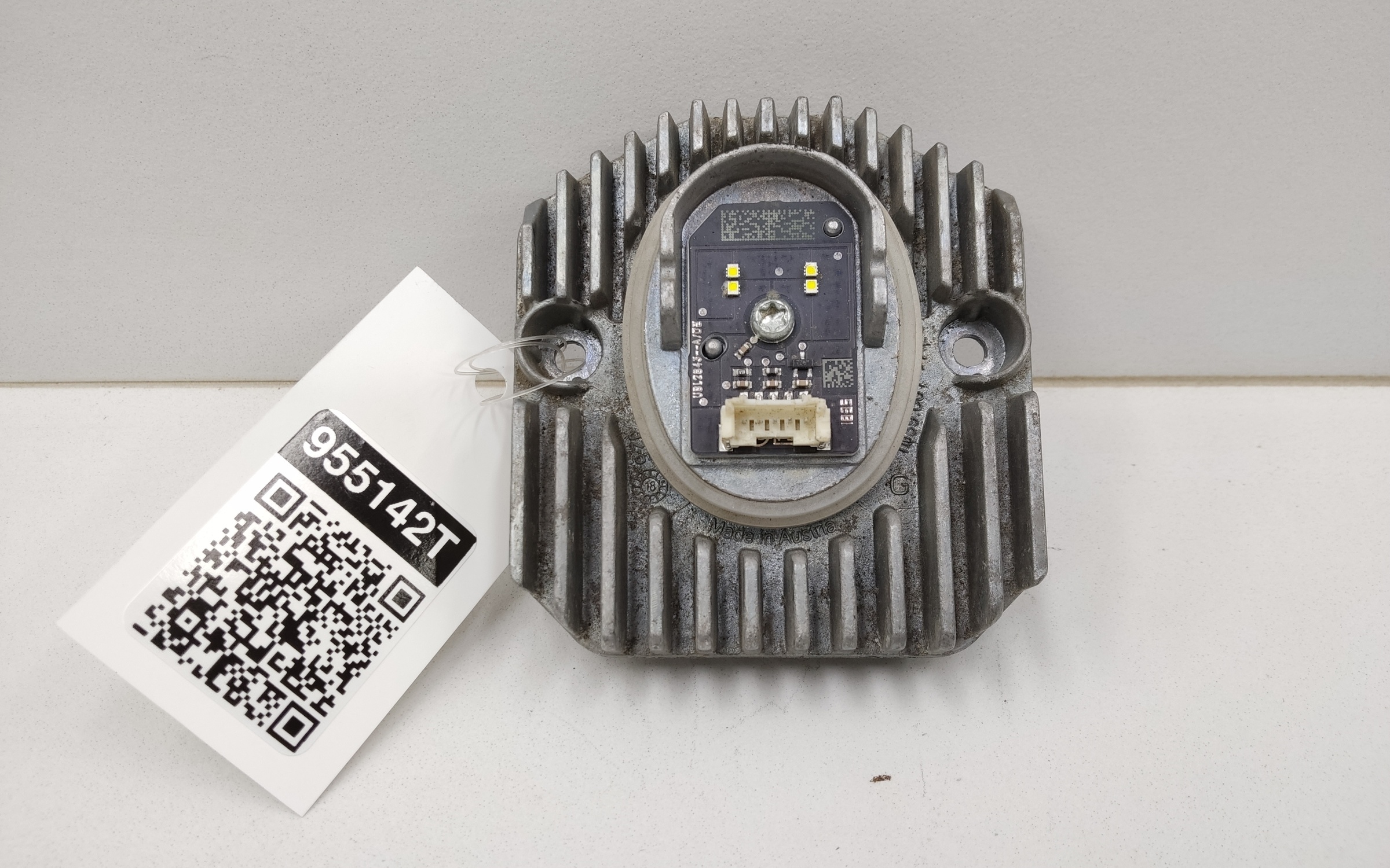 Модуль LED ДХО фары передней BMW 5er G30