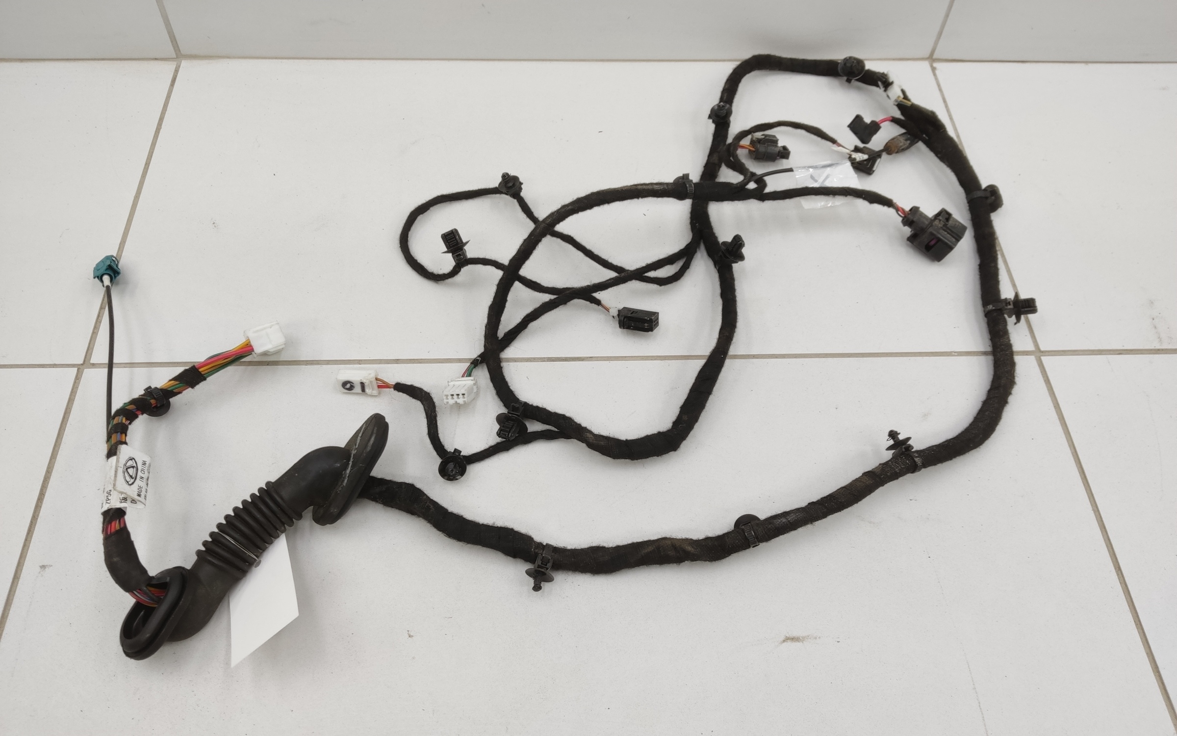 Проводка крышки багажника Chery Tiggo 7 Pro