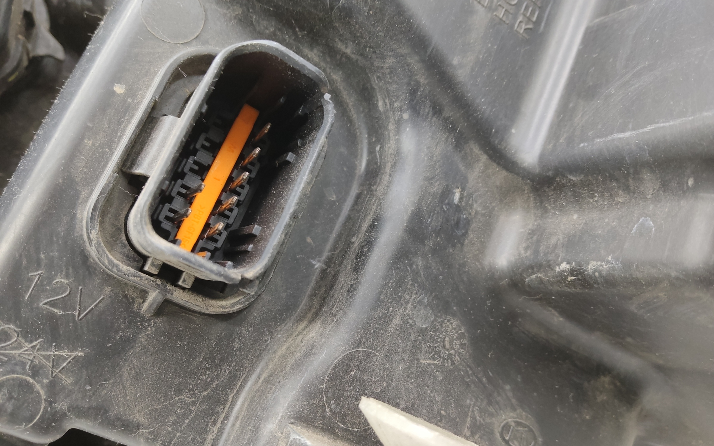 Фара передняя правая Lada Vesta 1 Restail LED