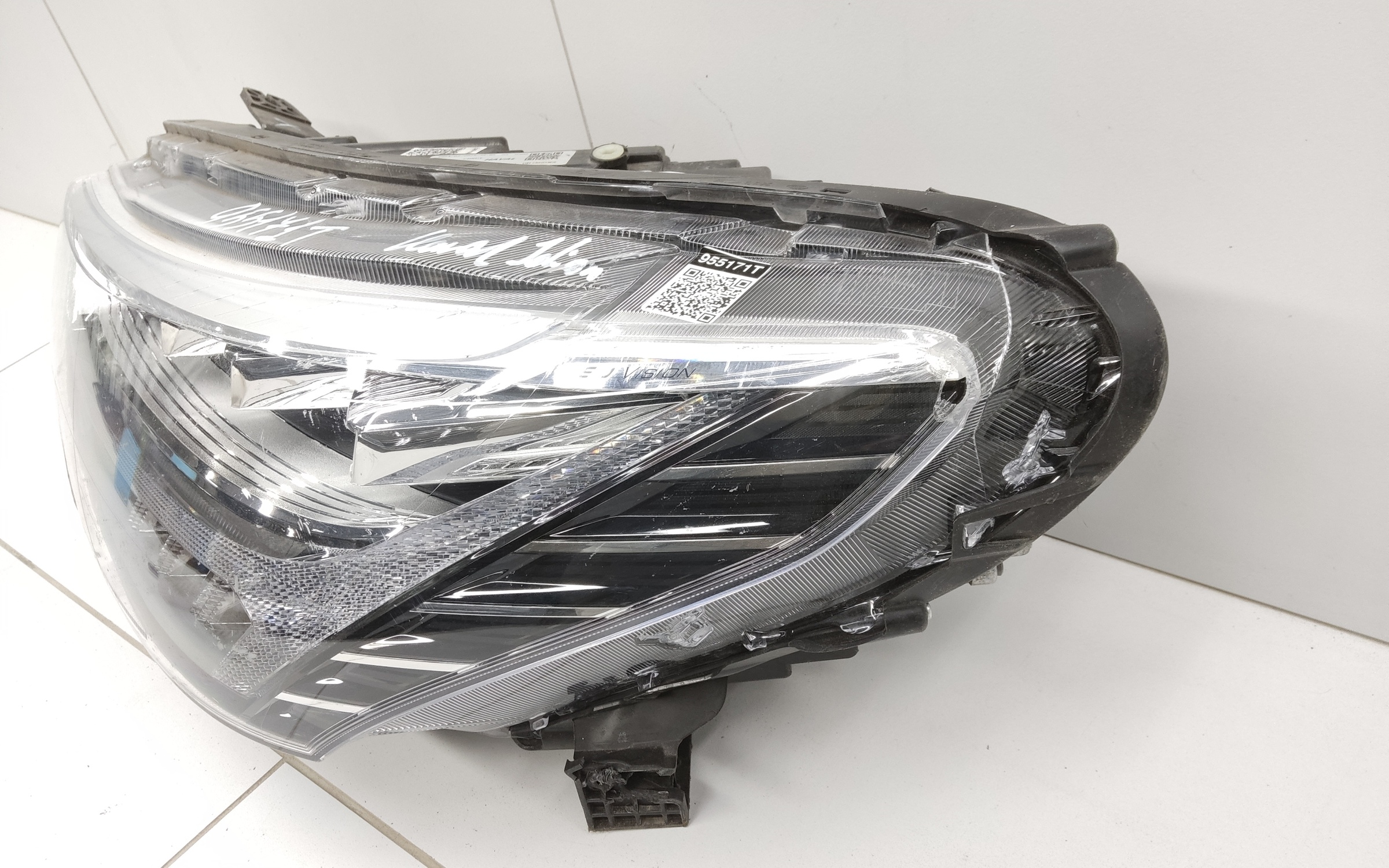 Фара передняя левая Haval Jolion LED