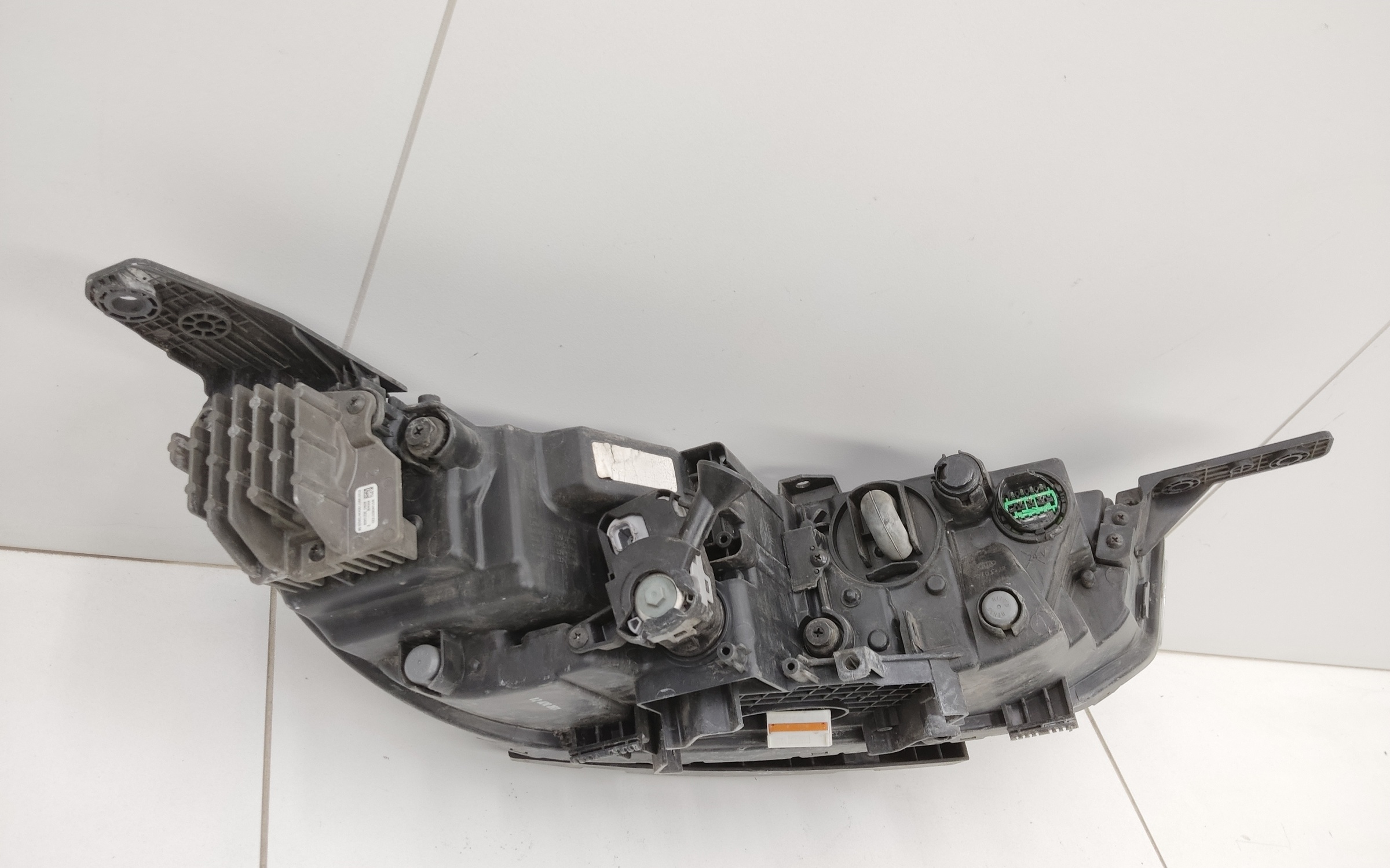 Фара передняя левая верхняя Kia Soul 3 LED