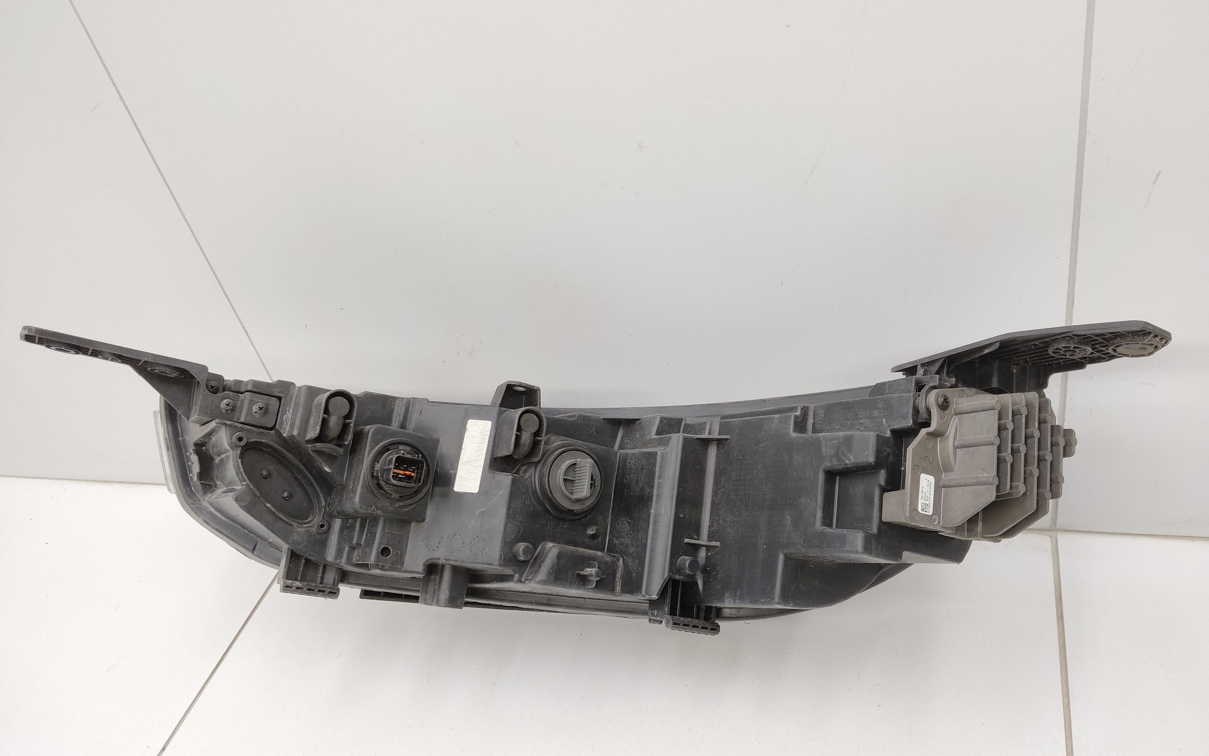 Фара передняя правая верхняя Kia Soul 3 галоген