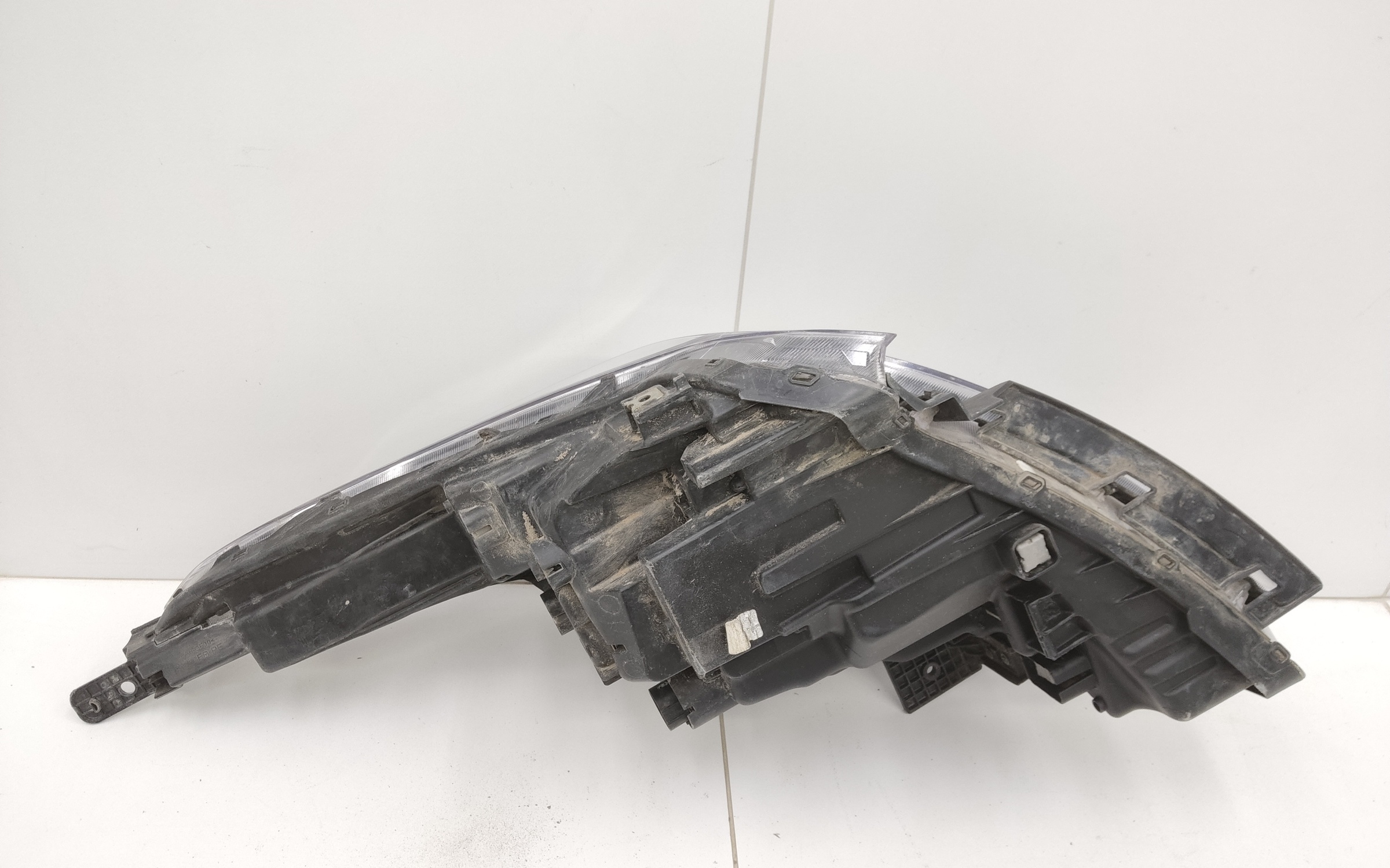 Фара передняя правая Kia Rio 4 Restail LED