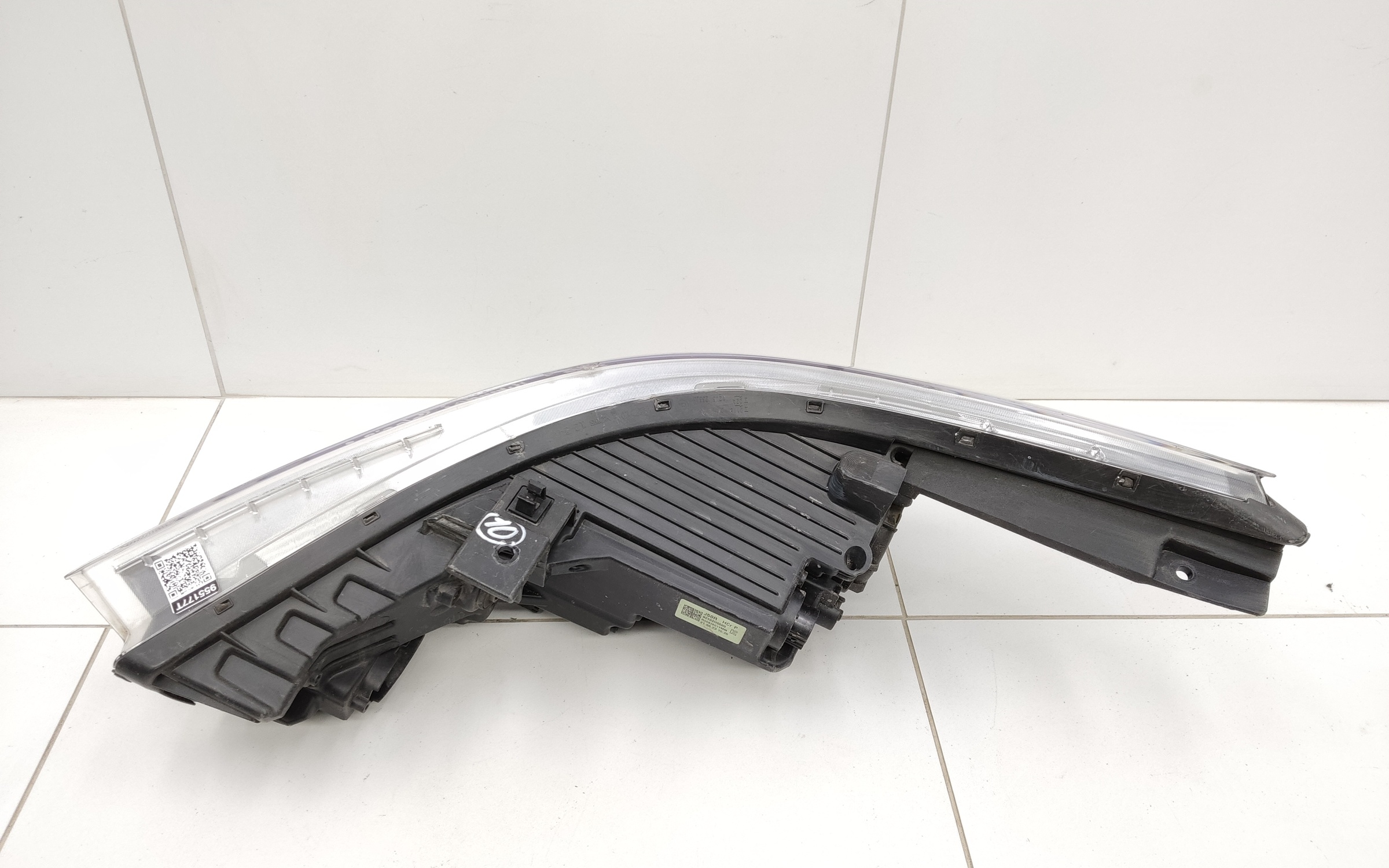 Фара передняя правая Hyundai Solaris 2 Restail галоген