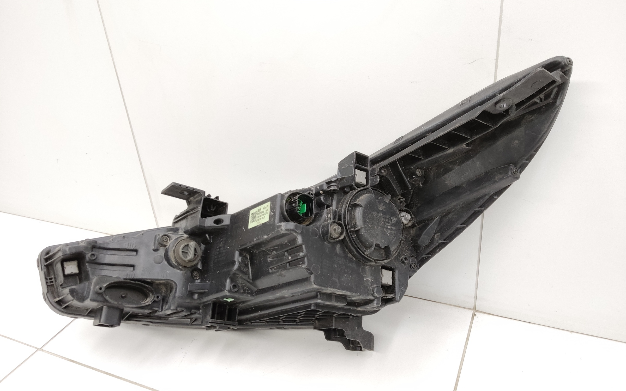 Фара передняя правая Hyundai Solaris 2 Restail галоген