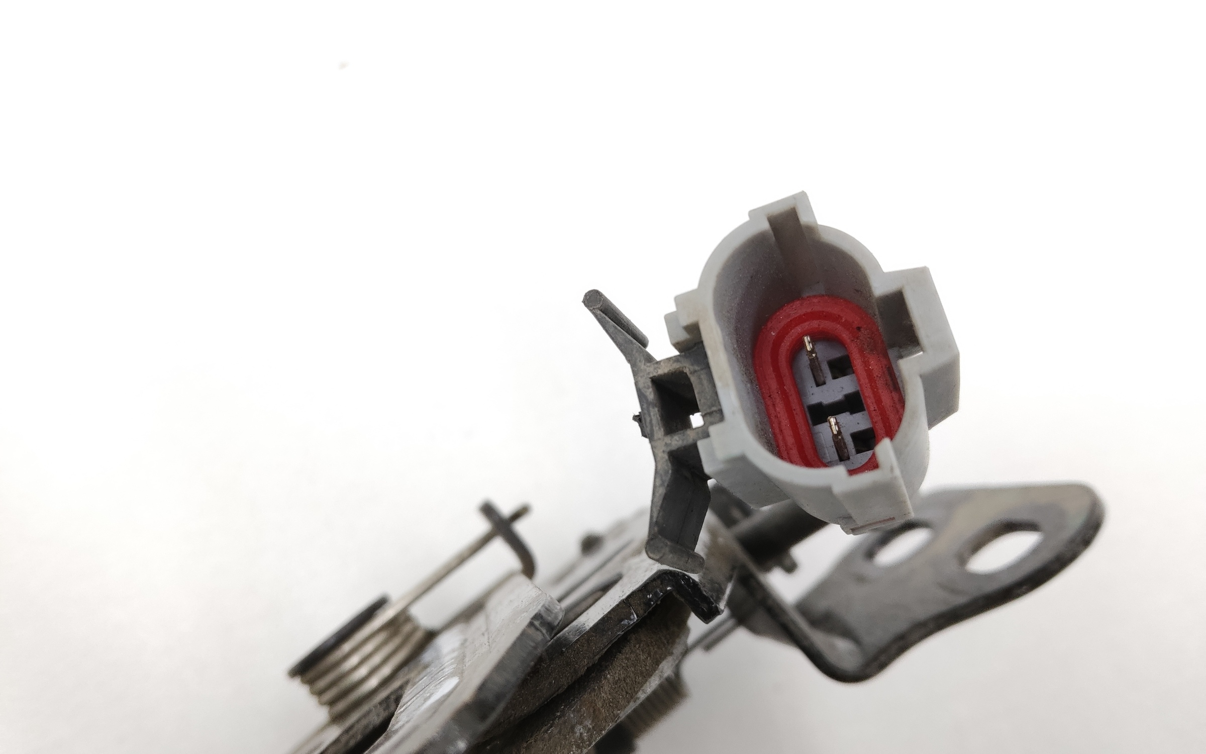 Замок капота Geely Coolray