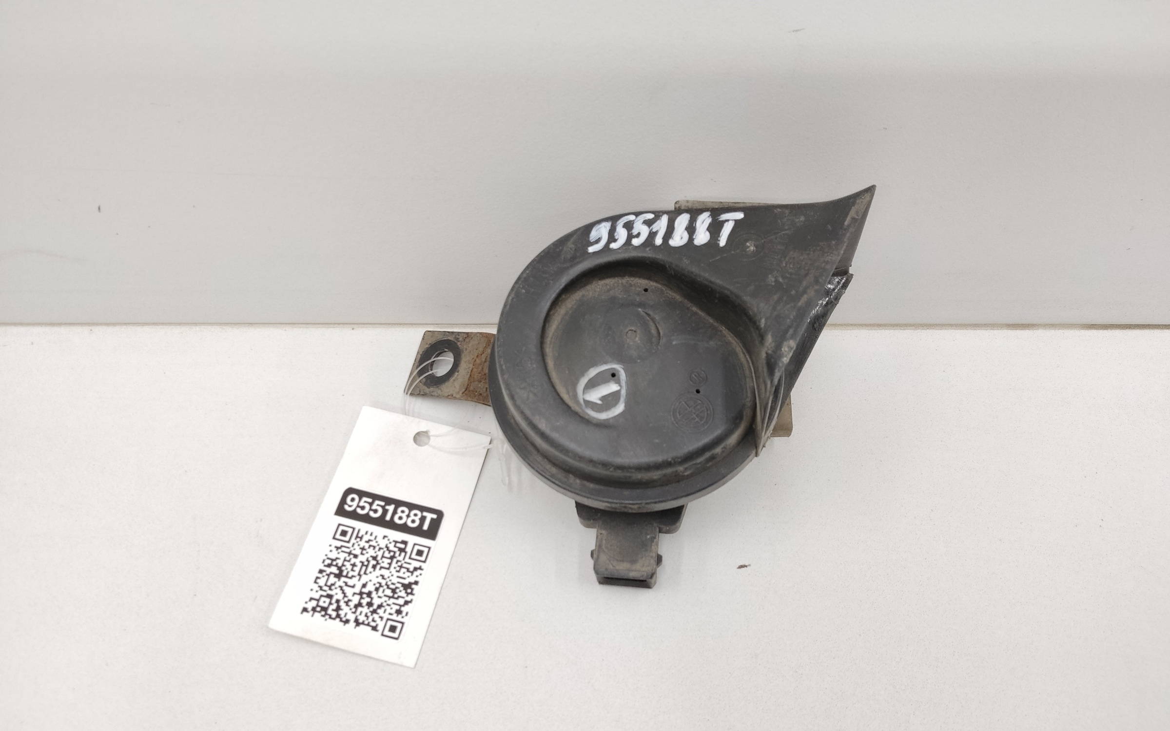 Звуковой сигнал высокий тон Geely Coolray