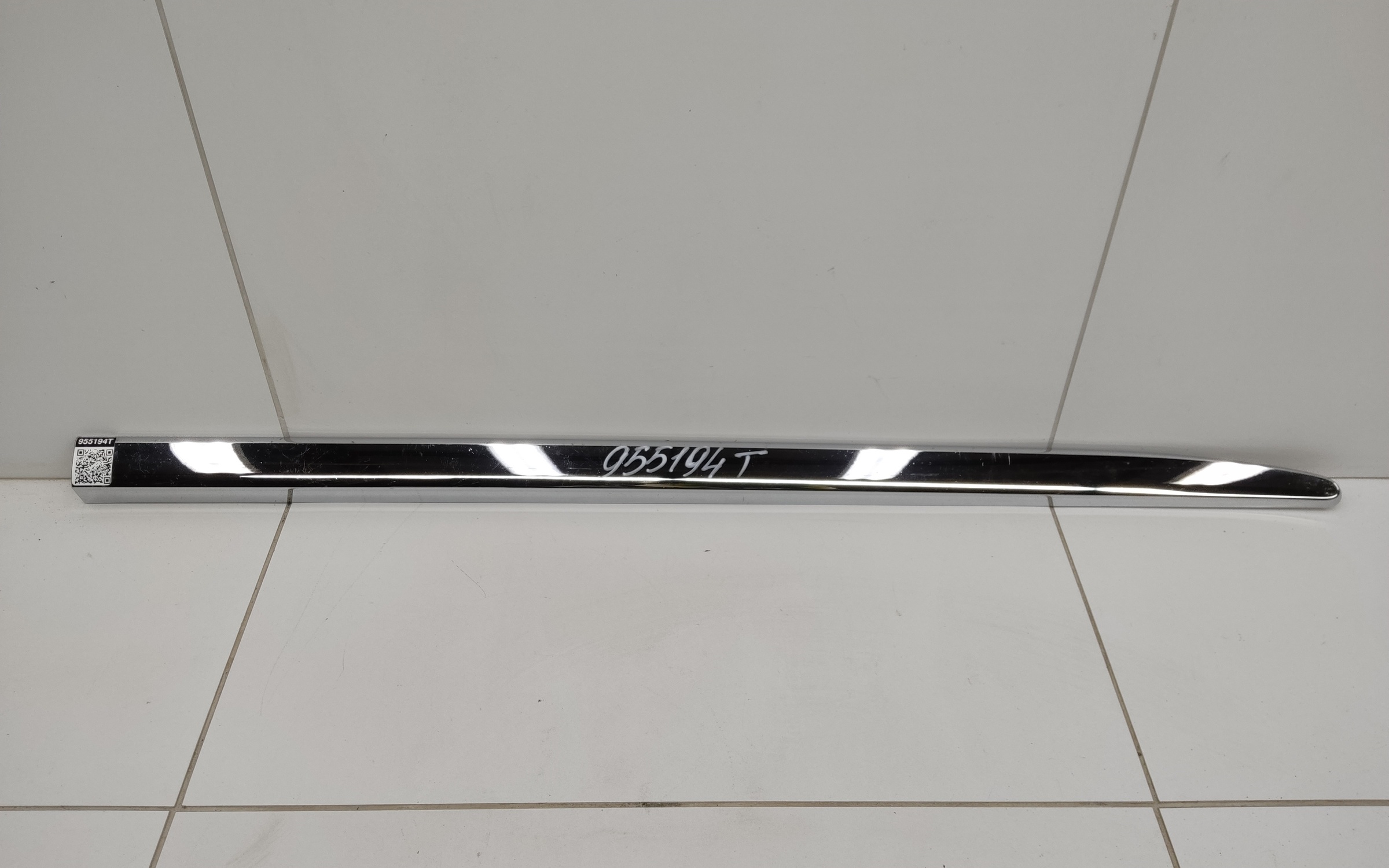 Молдинг хром двери сдвижной левой Voyah Dream