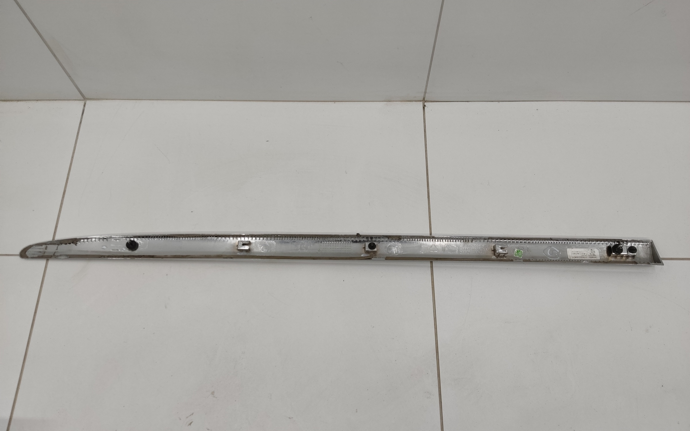 Молдинг хром двери сдвижной левой Voyah Dream