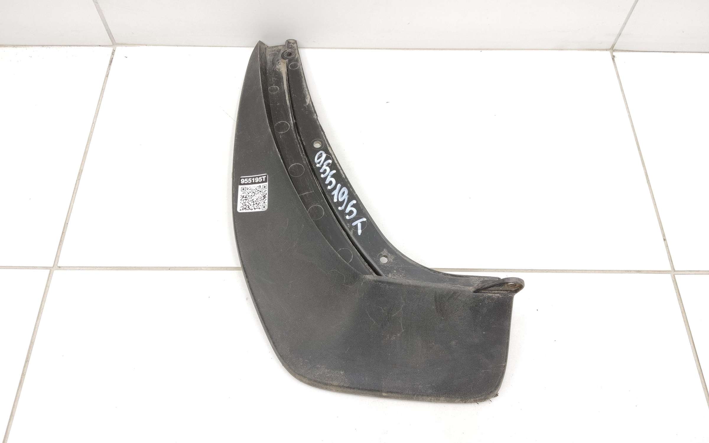 Брызговик задний левый Skoda Kodiaq