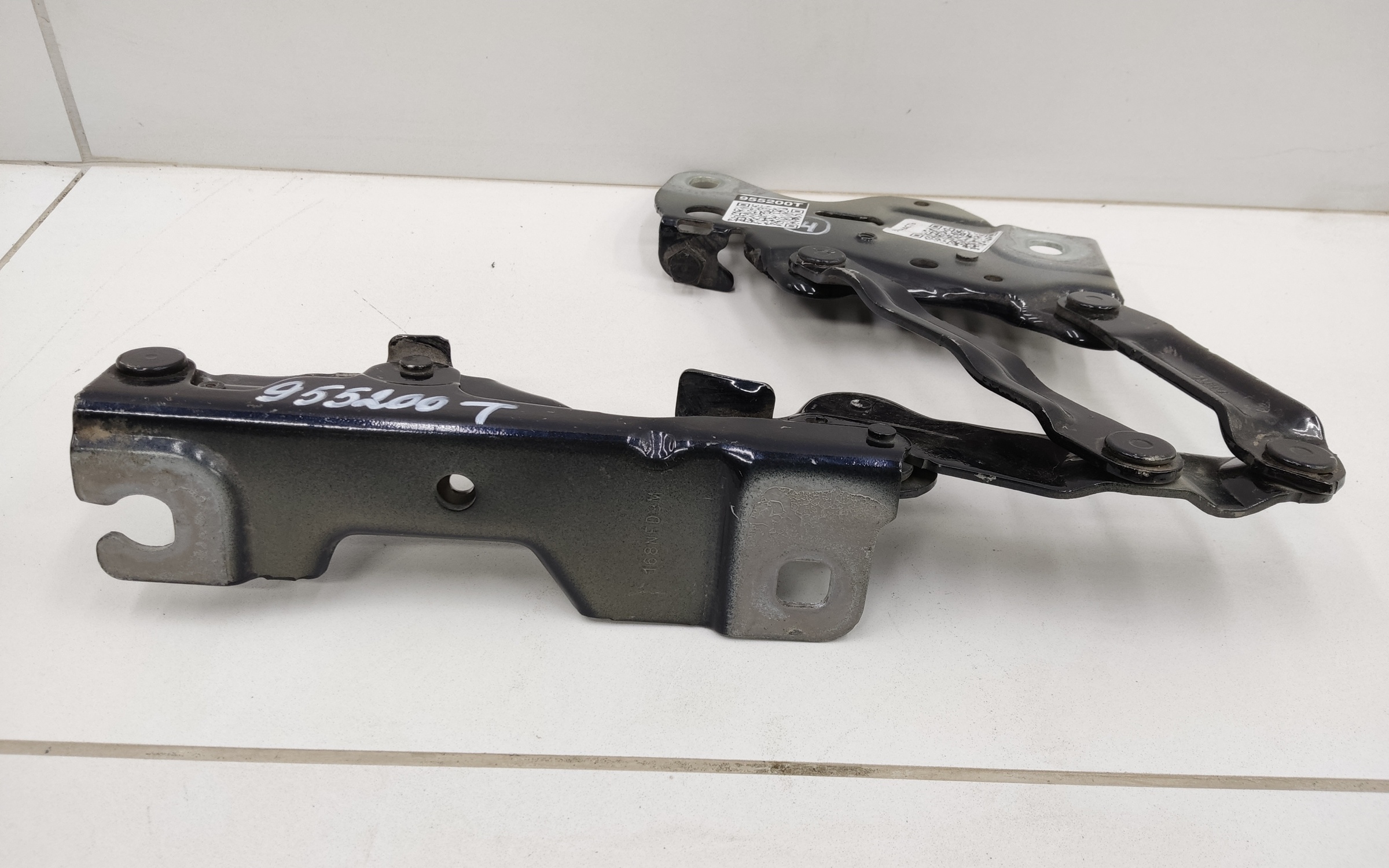 Петля капота правая BMW X5 G05