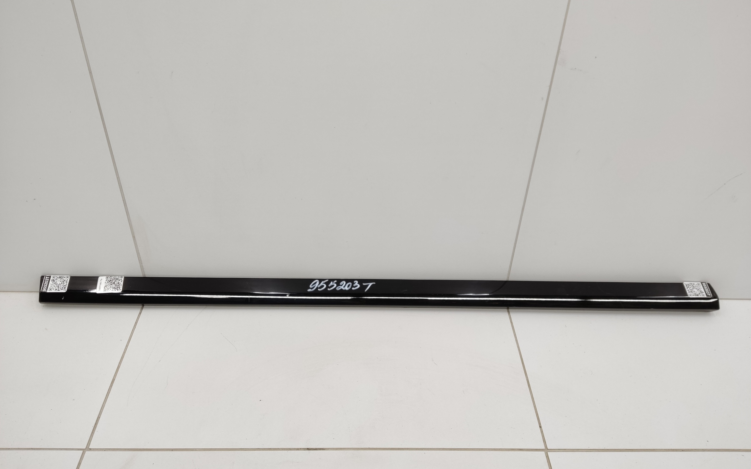 Накладка двери передней левой  BMW X7 G07 M-Paket