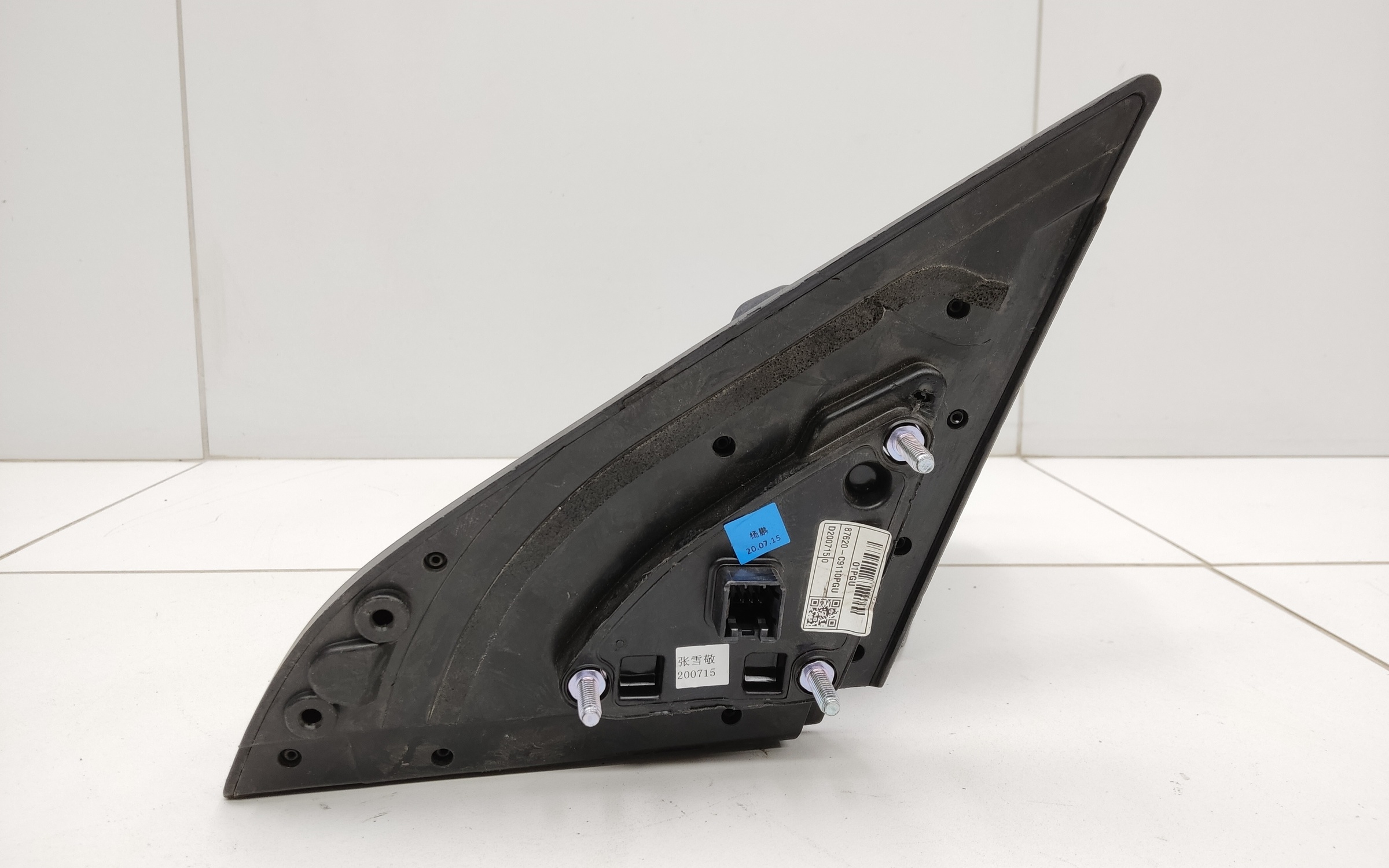 Зеркало правое Hyundai Creta 1 5 контактов