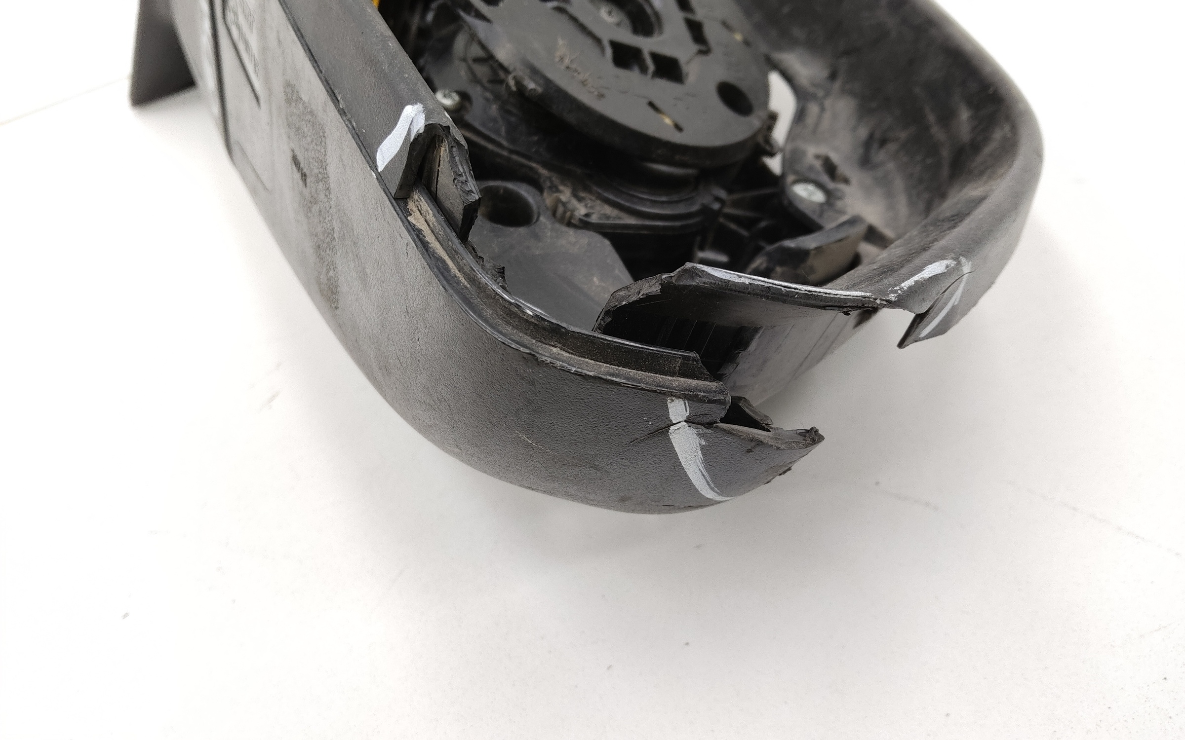 Зеркало правое Hyundai Creta 1 5 контактов