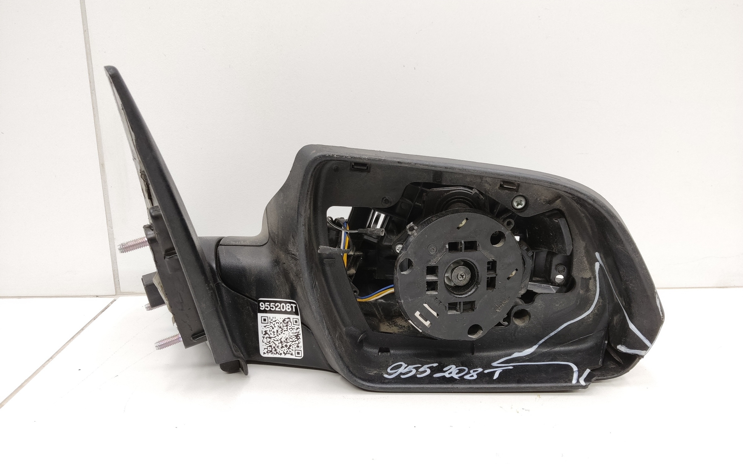 Зеркало правое Hyundai Creta 1 5 контактов