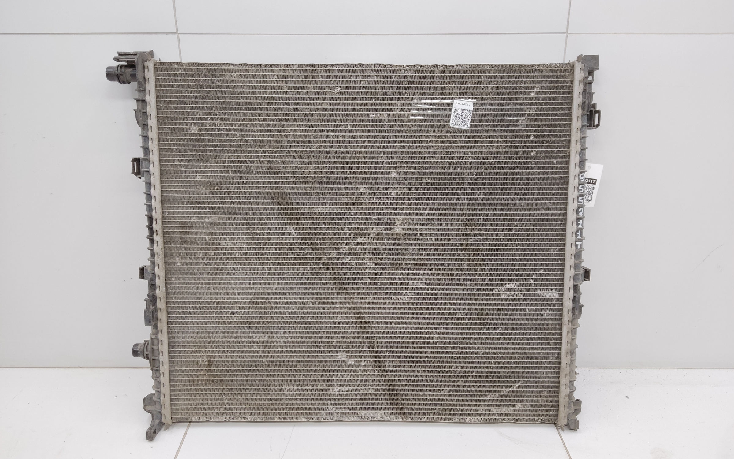 Радиатор охлаждения двигателя дополнительный BMW X5 G05