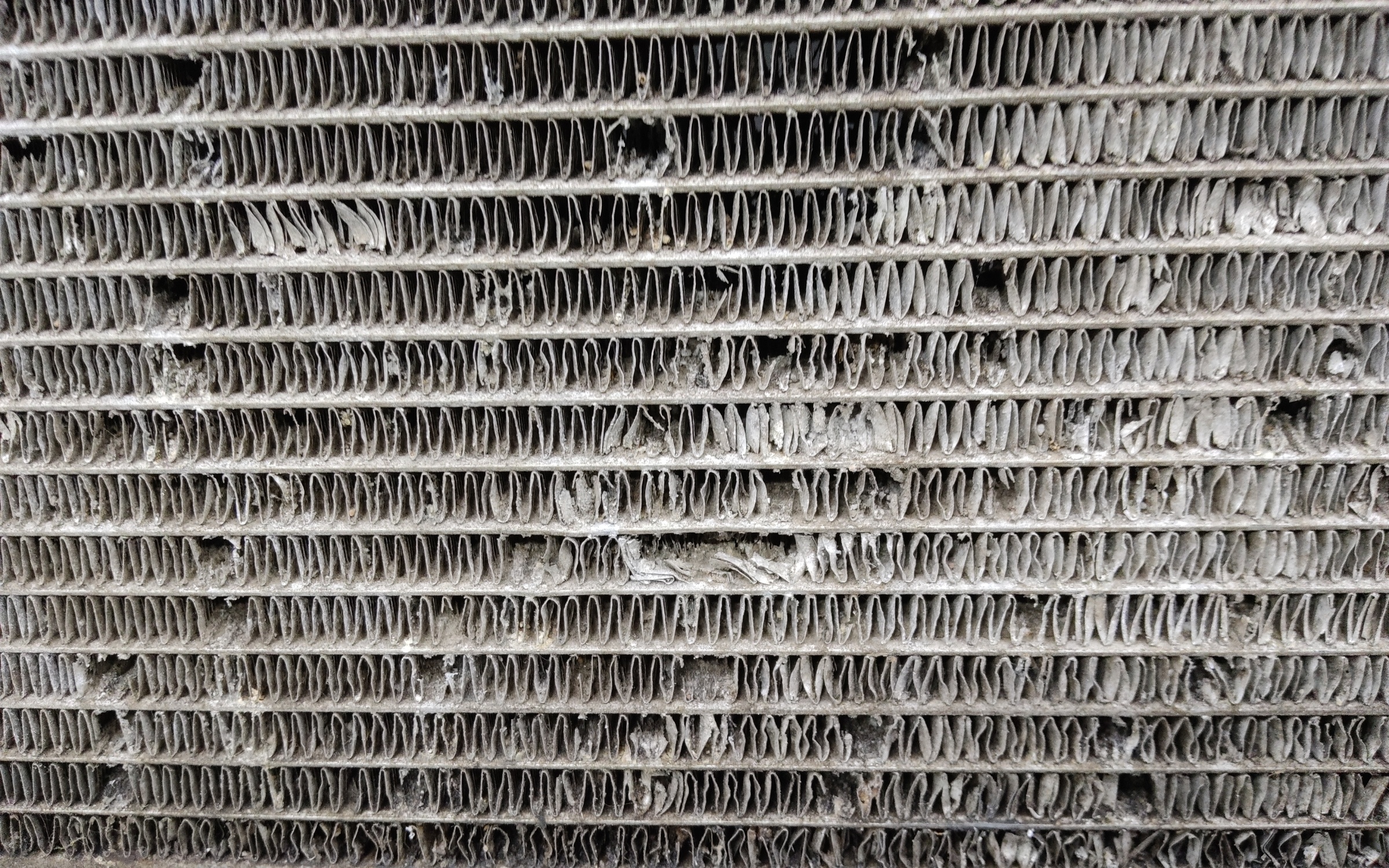 Радиатор охлаждения двигателя Hyundai Solaris 2 A/T