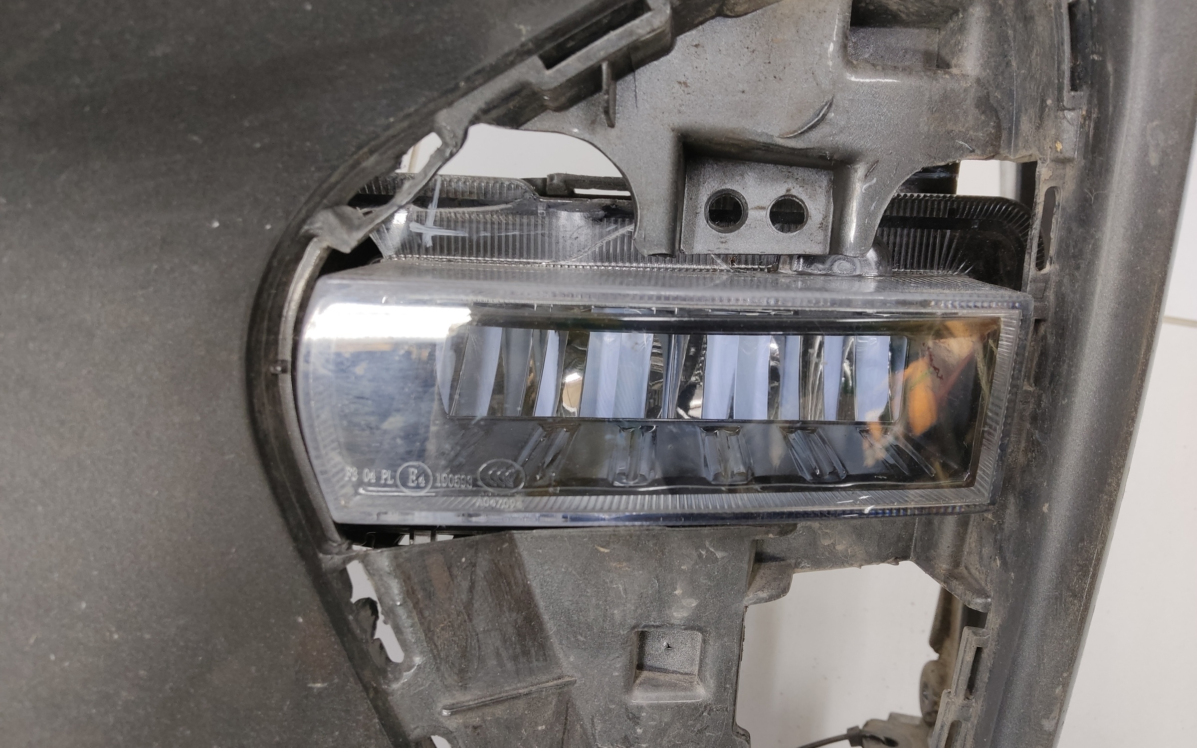 Бампер передний Geely Coolray без парктроников