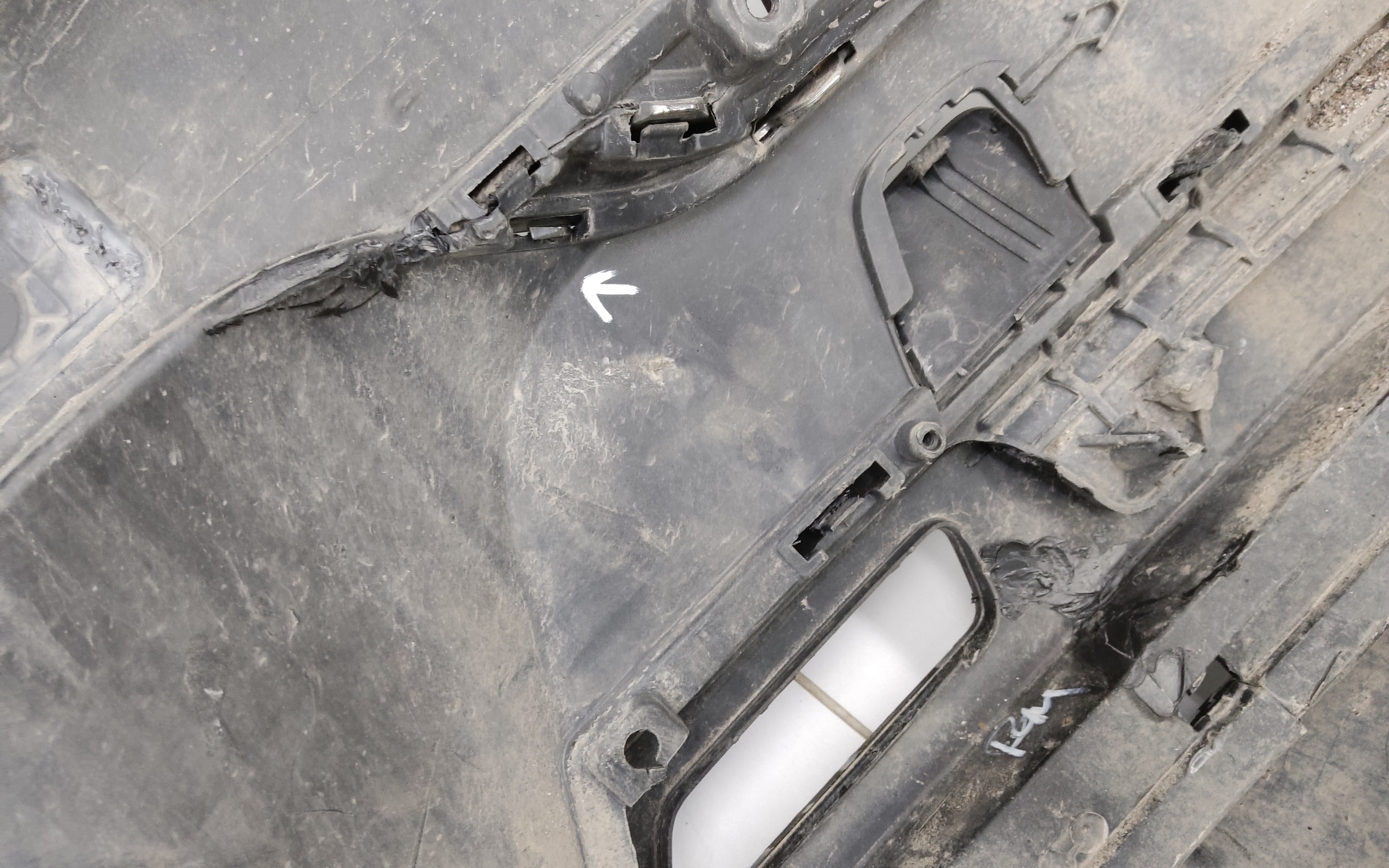 Бампер задний Genesis GV80