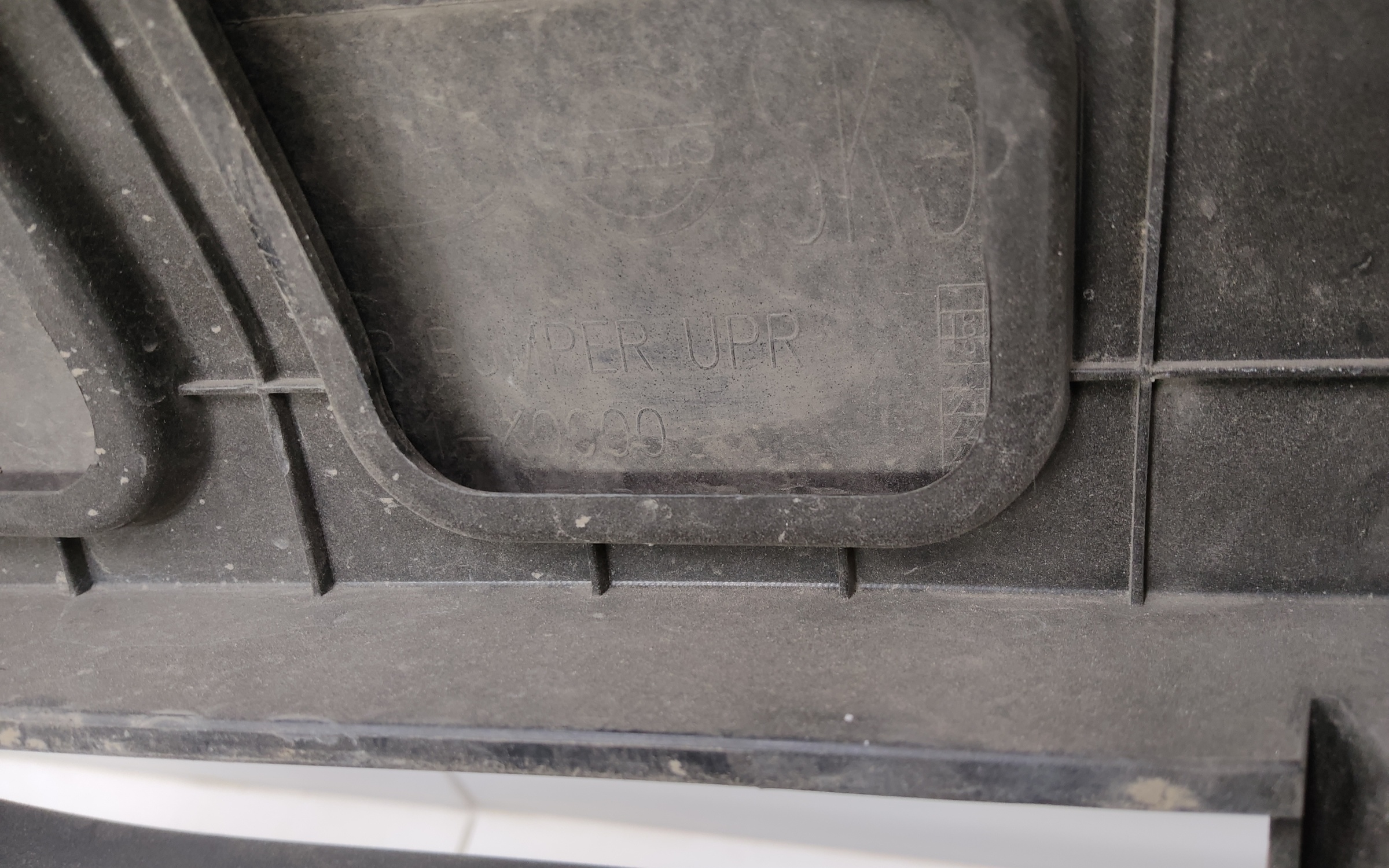 Бампер передний верхняя часть Kia Soul 3