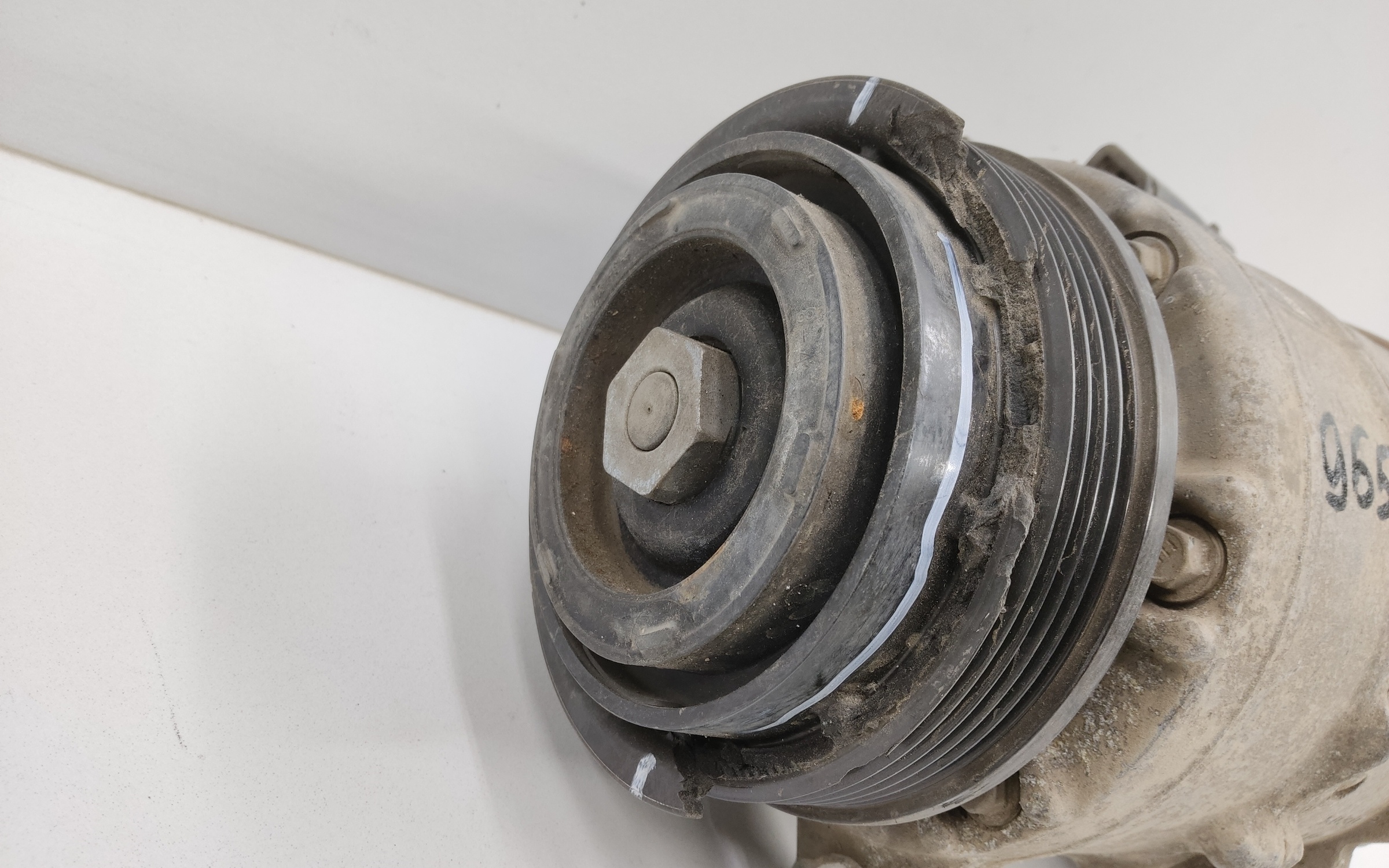 Компрессор кондиционера BMW X7 G07