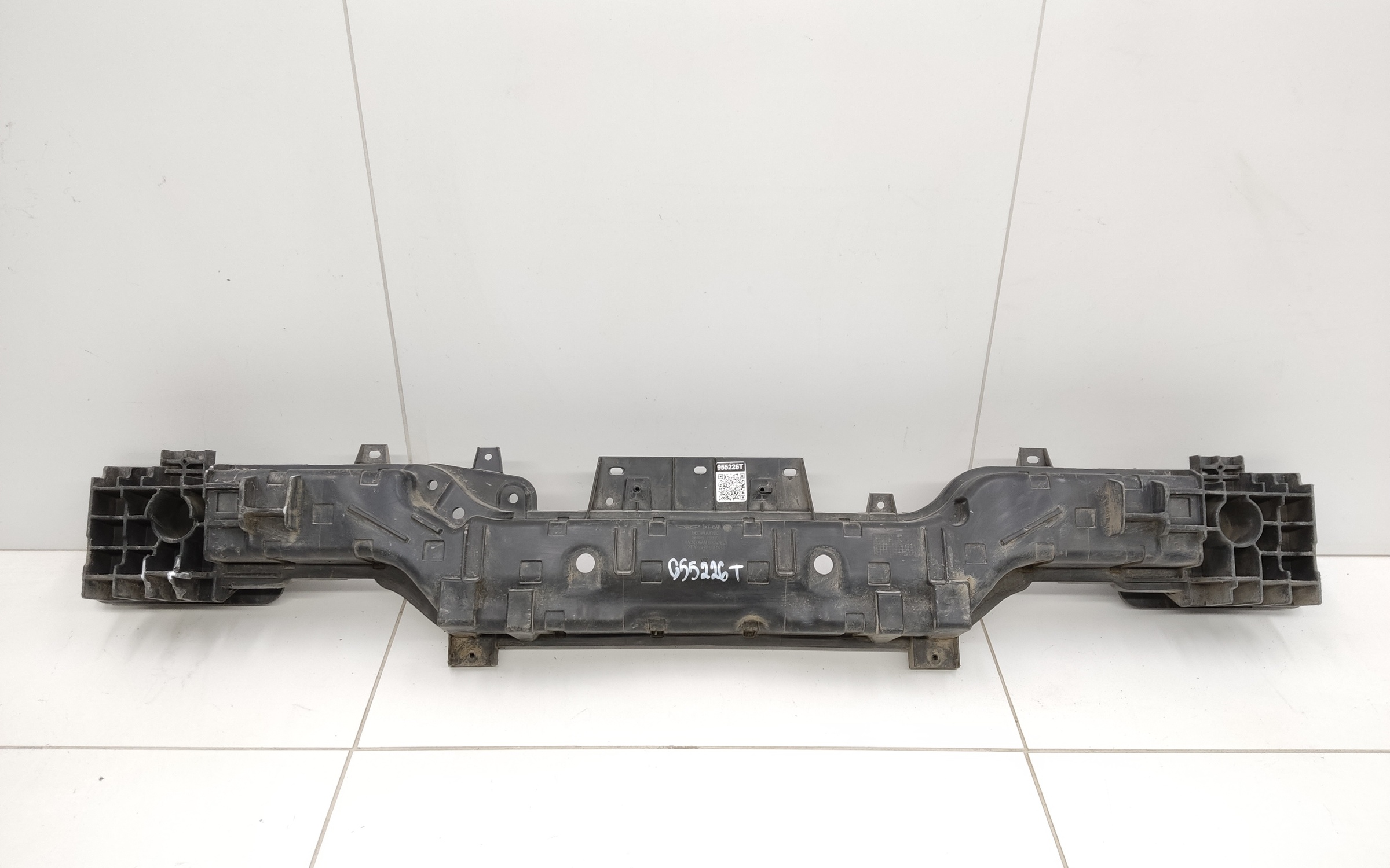 Усилитель заднего бампера Genesis GV80