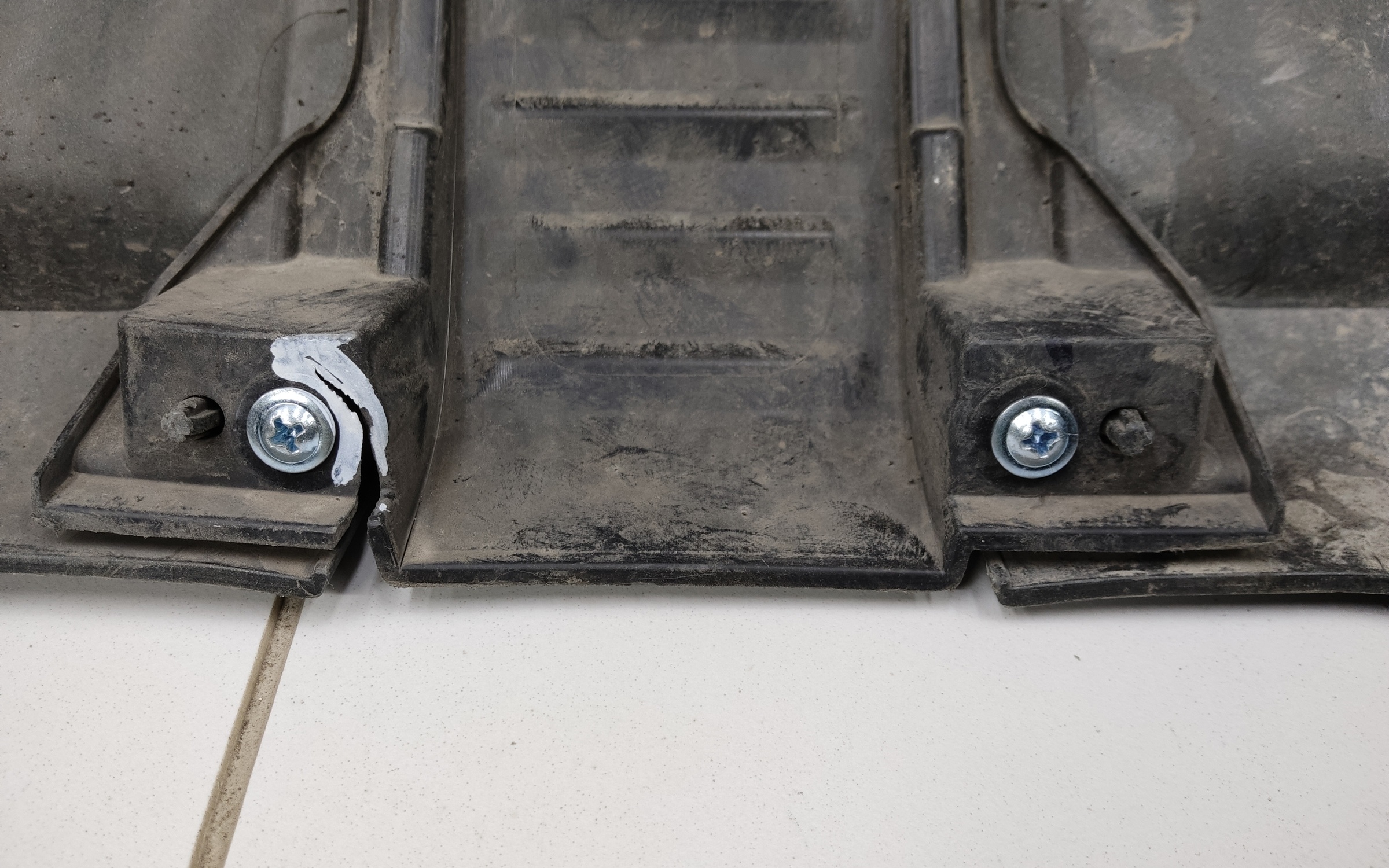 Бампер задний Chery Tiggo  9