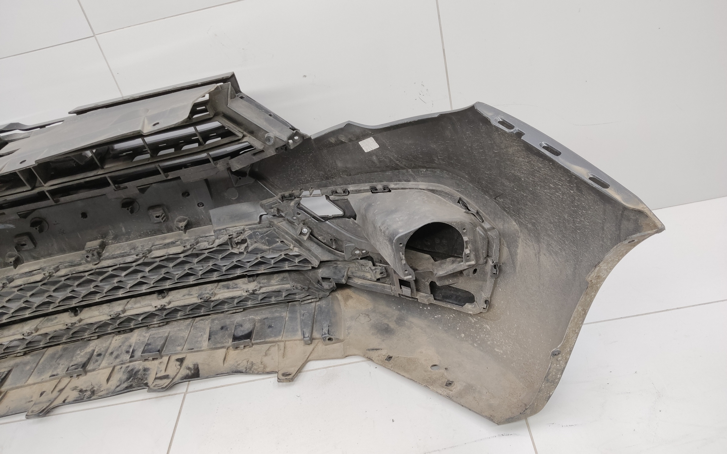 Бампер передний Lada Vesta 1 Restail