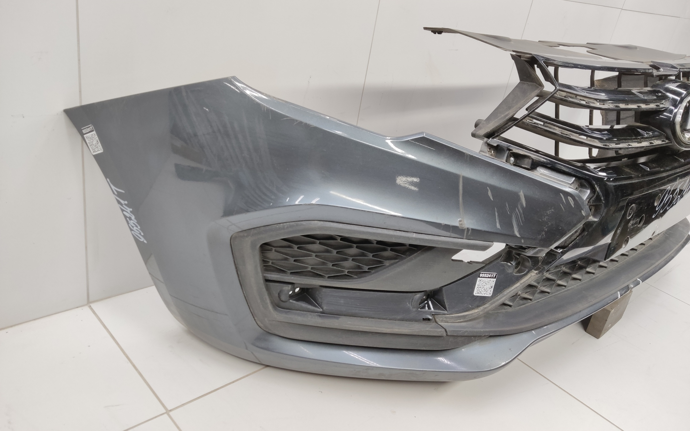 Бампер передний Lada Vesta 1 Restail