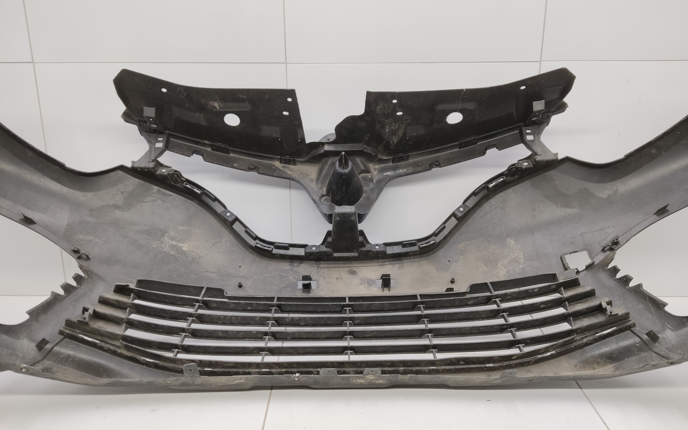 Бампер передний Renault Kaptur