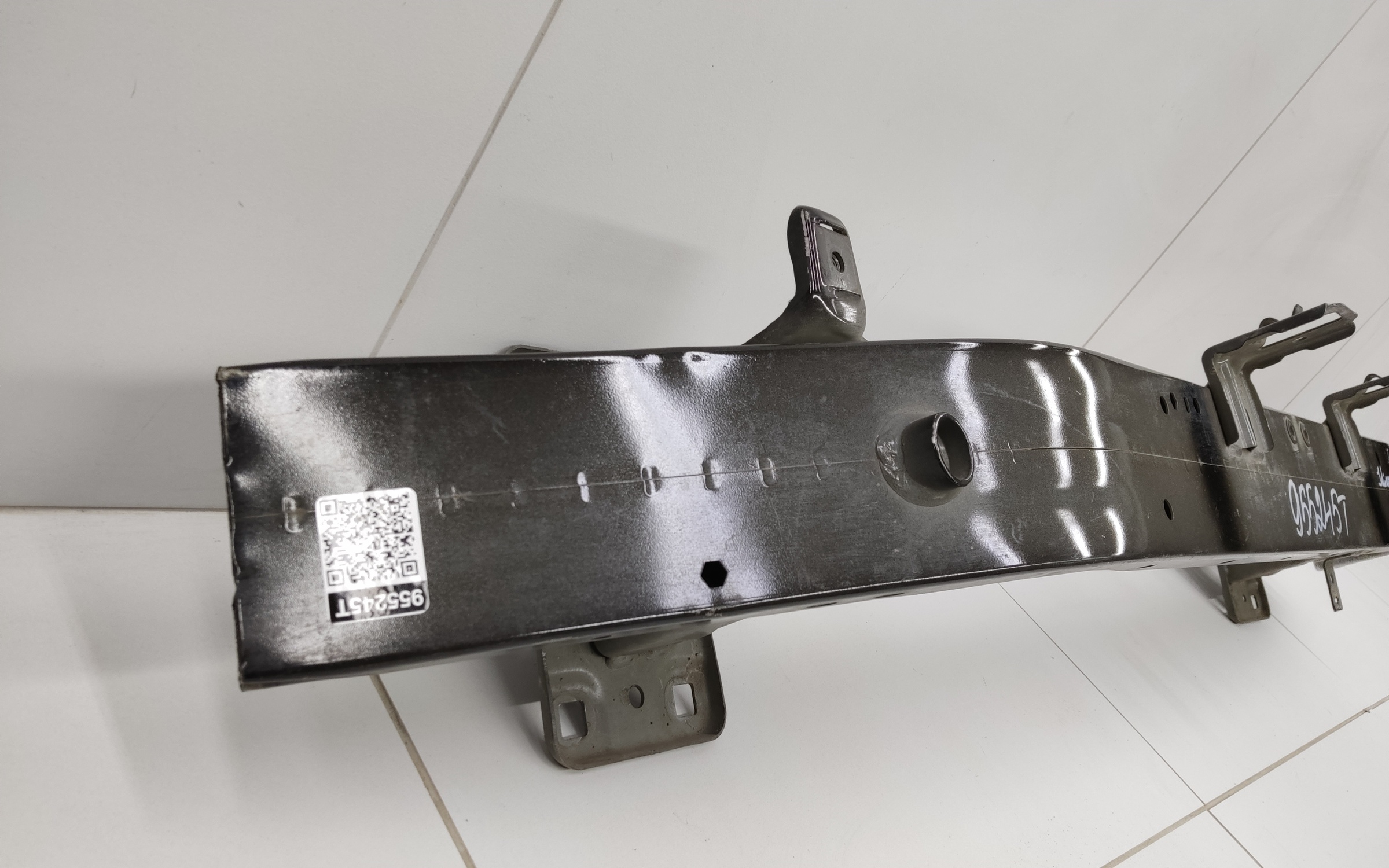 Усилитель переднего бампера Haval Jolion