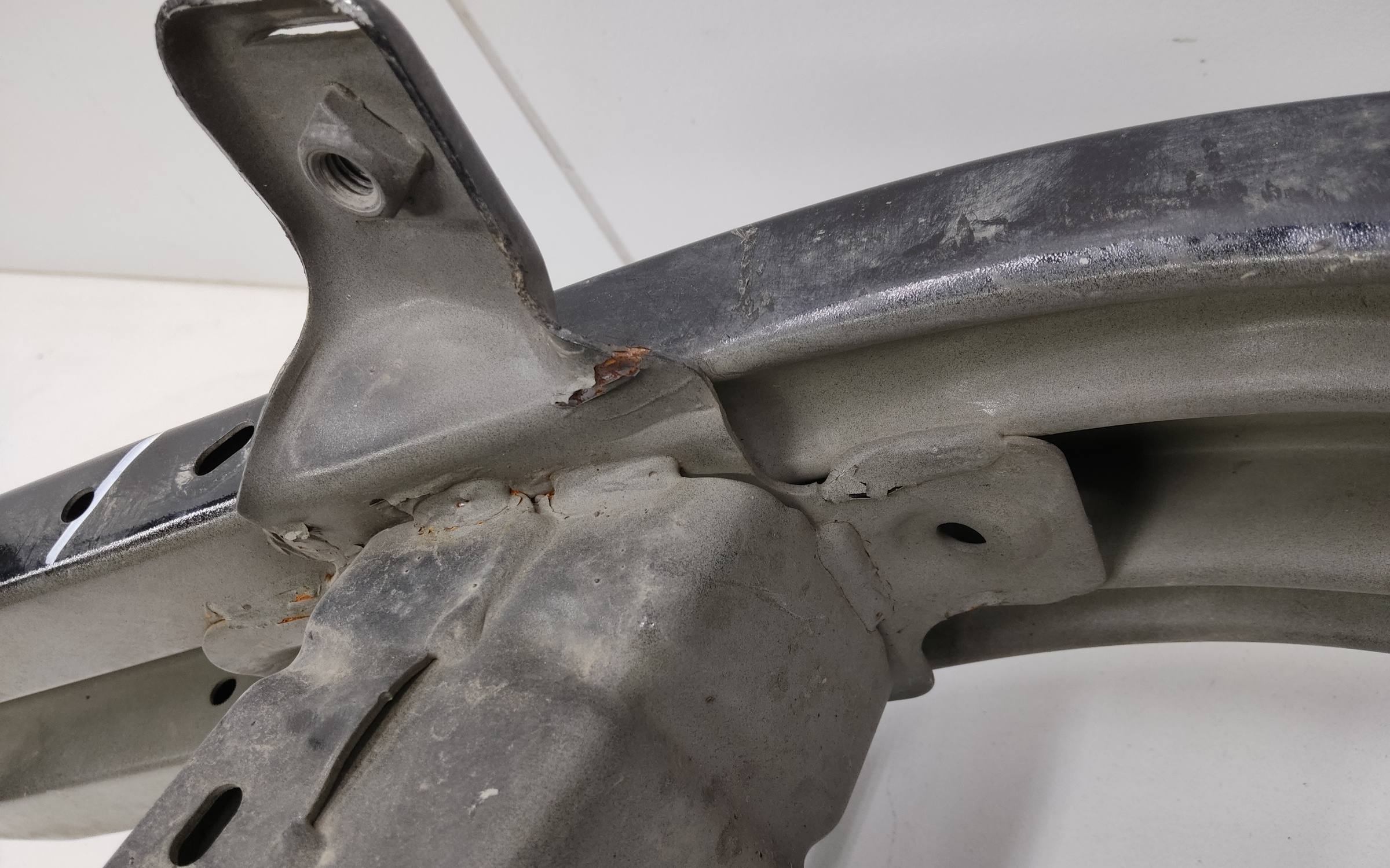 Усилитель переднего бампера Haval Jolion