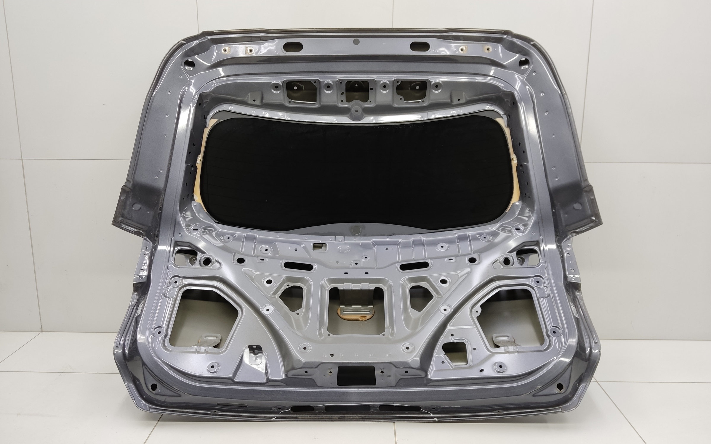 Крышка багажника Chery Tiggo 8 без датчика защемления