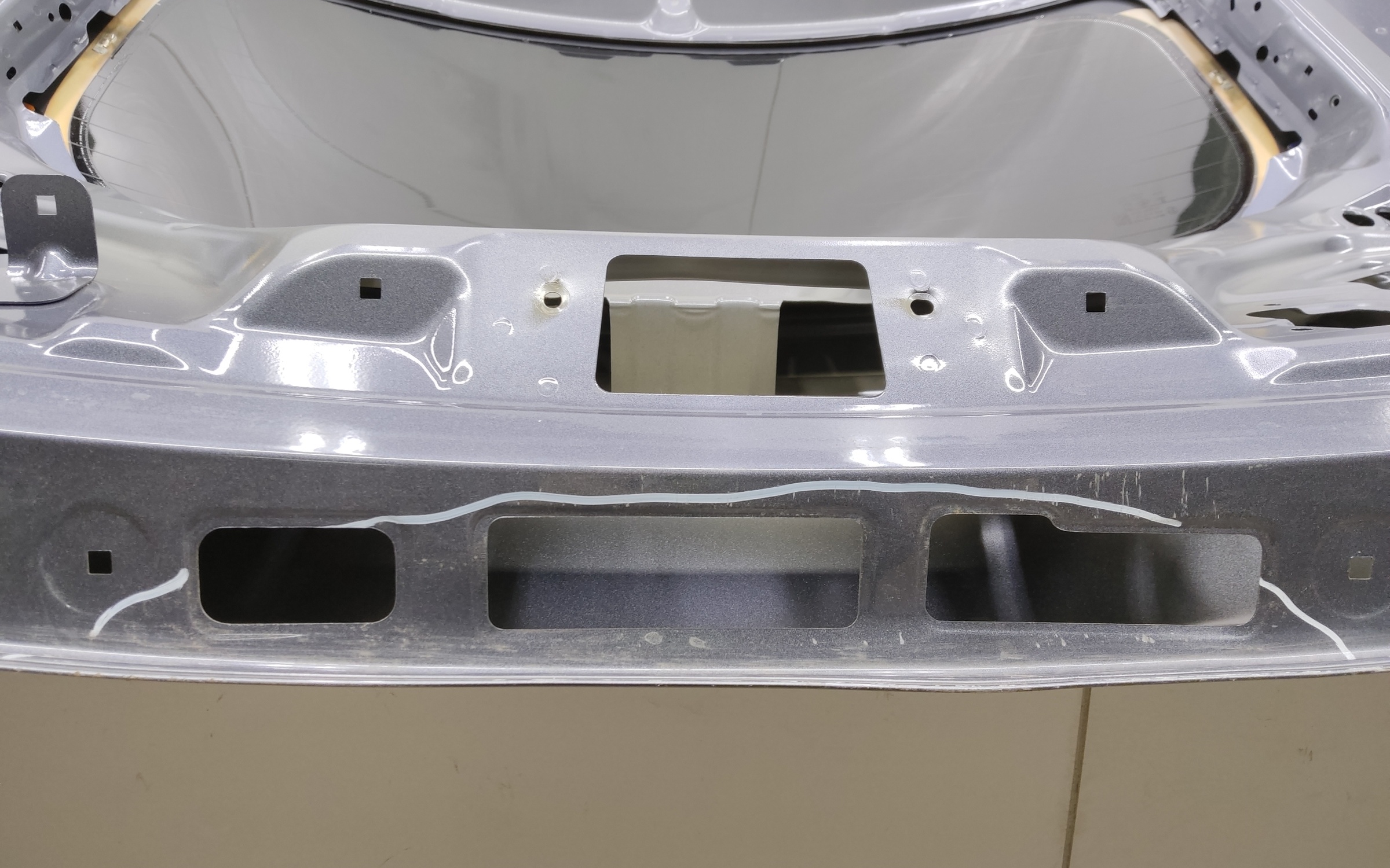 Крышка багажника Chery Tiggo 8 без датчика защемления