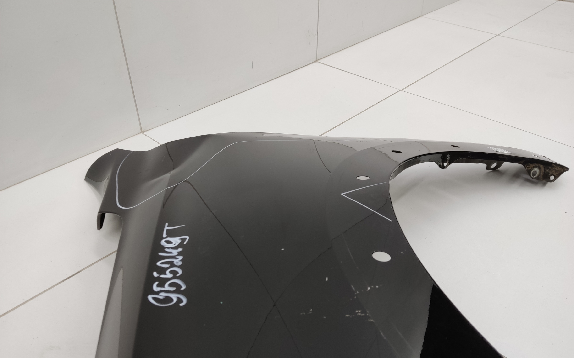 Крыло переднее левое Haval Jolion Restail