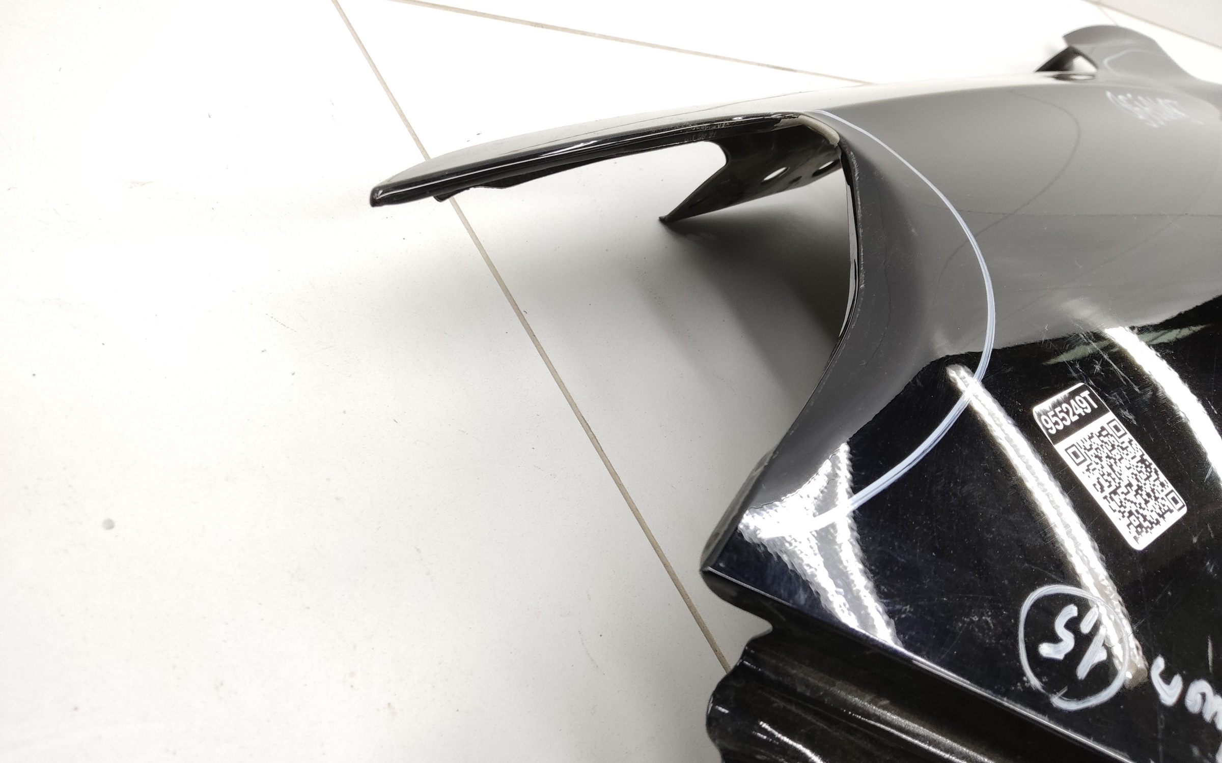 Крыло переднее левое Haval Jolion Restail