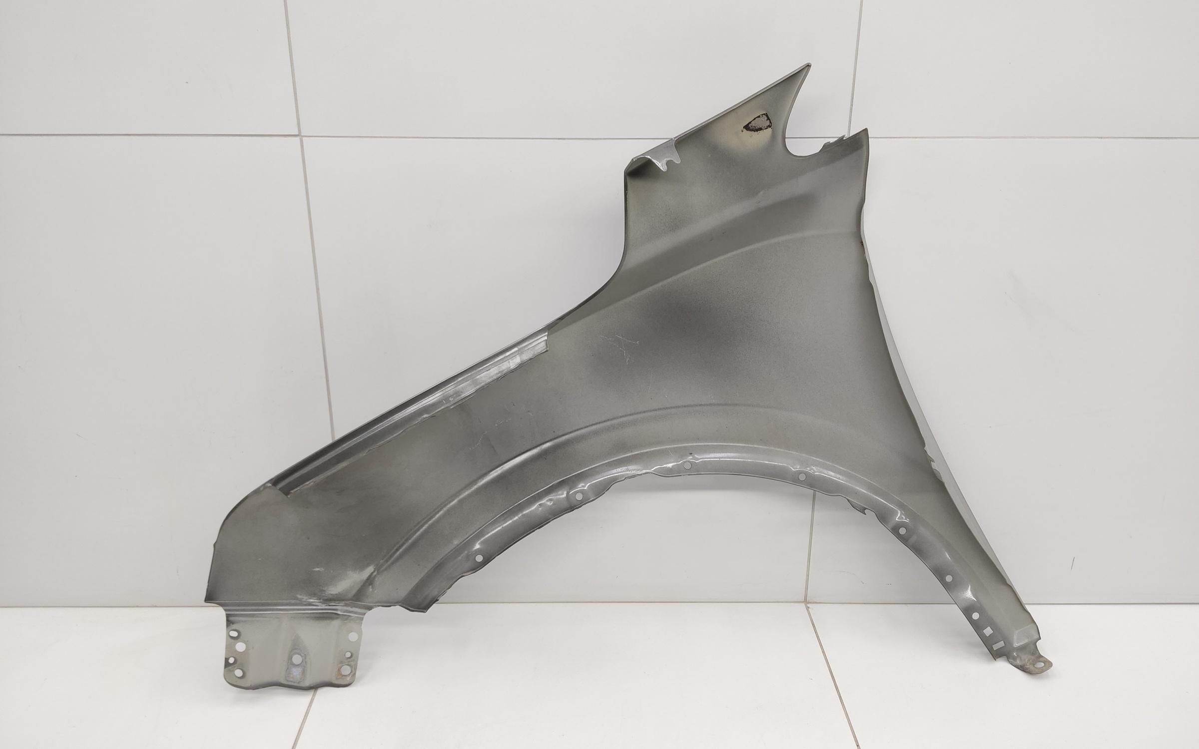 Крыло переднее правое Geely Coolray