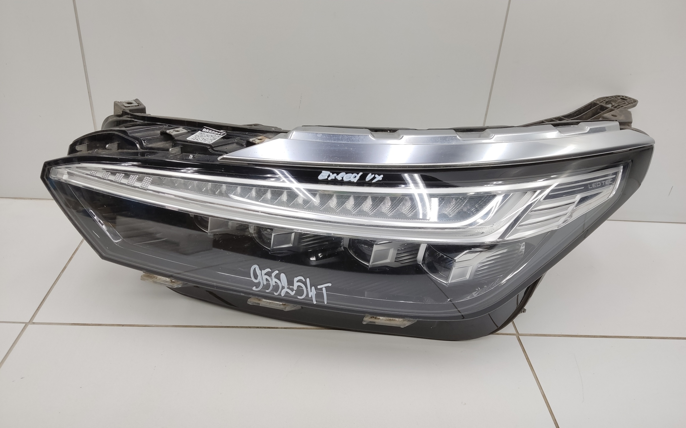 Фара передняя левая Exeed VX LED