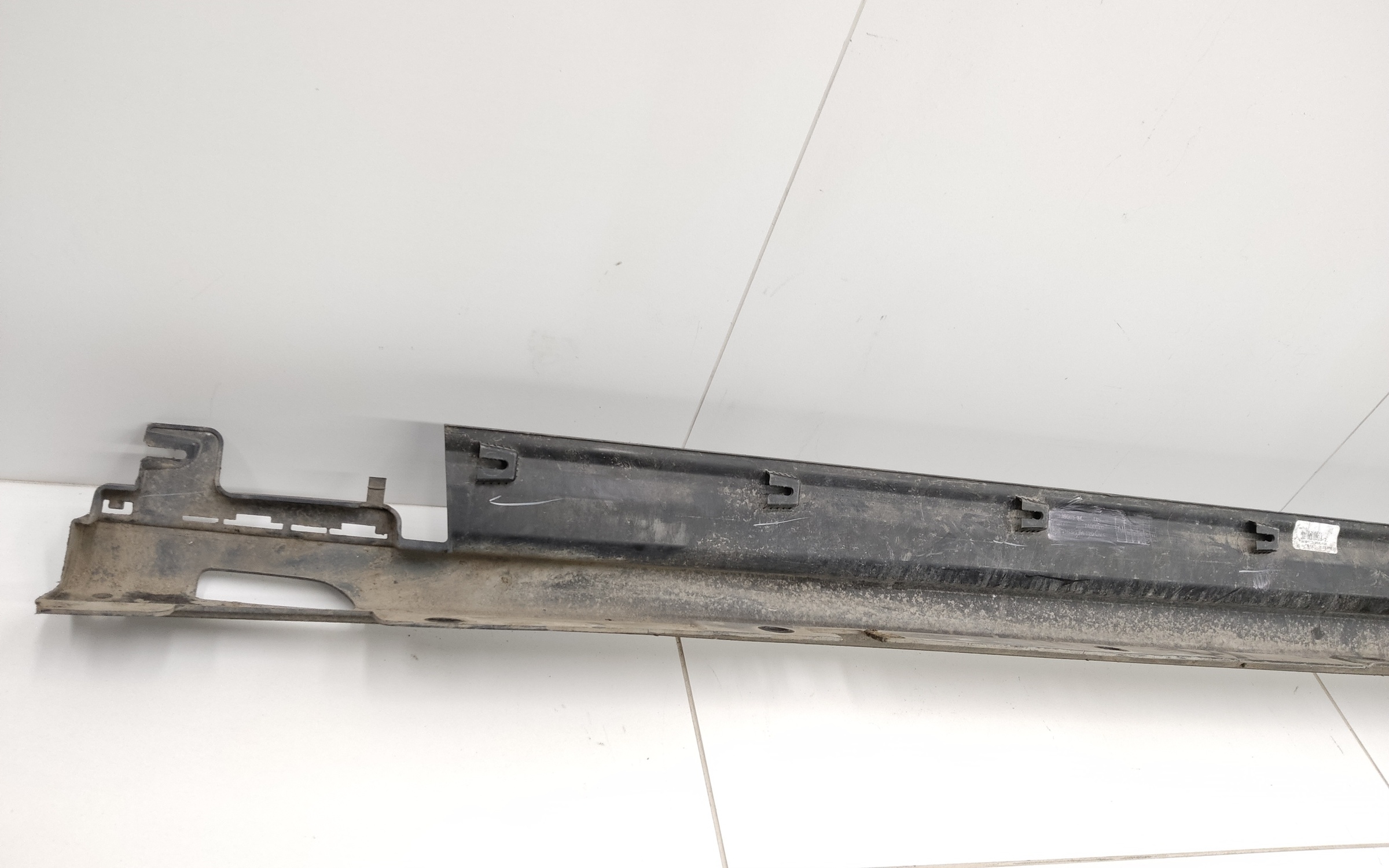 Накладка порога правого BMW X3 G01