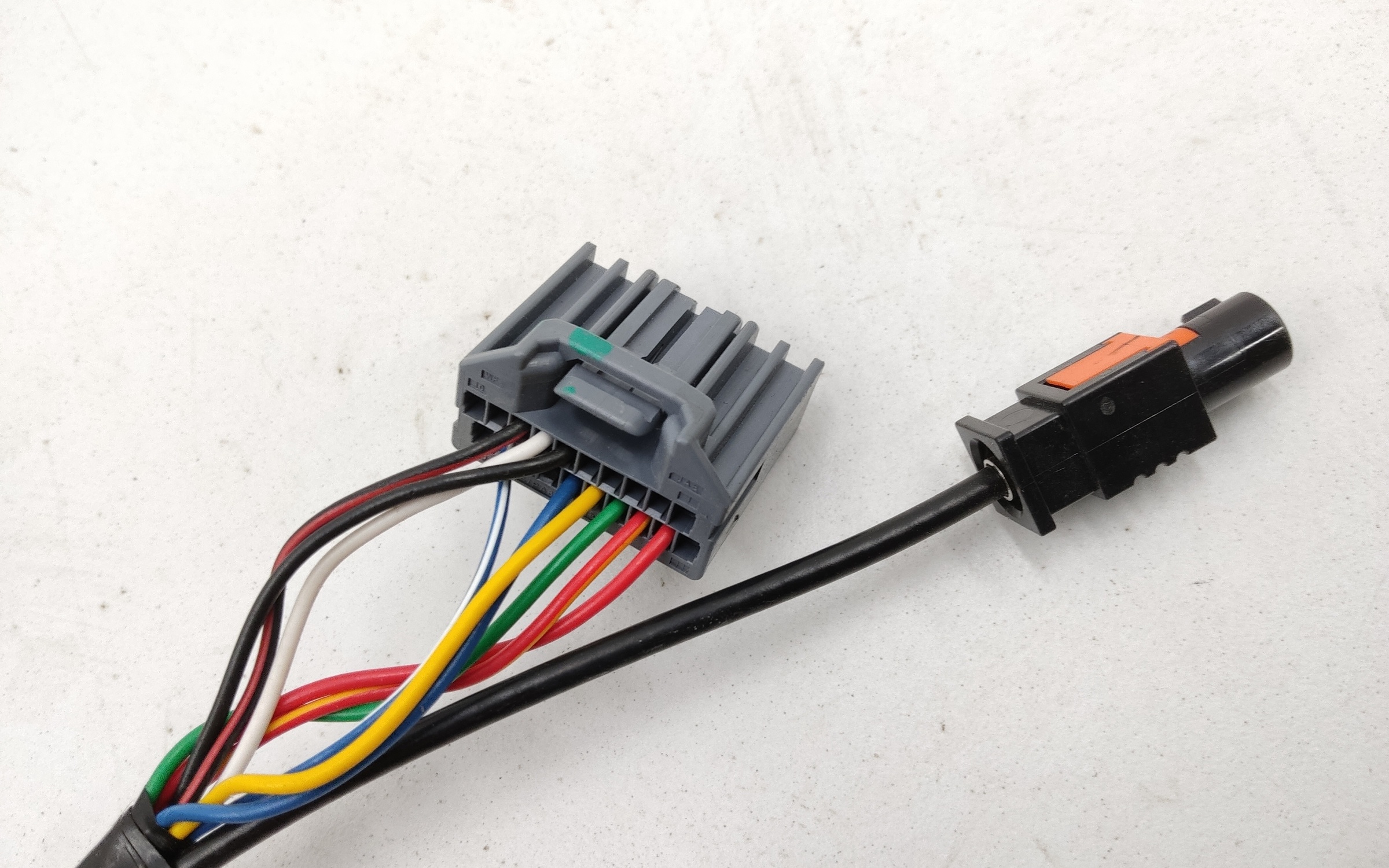 Зеркало левое Geely Monjaro 9+1 контактов